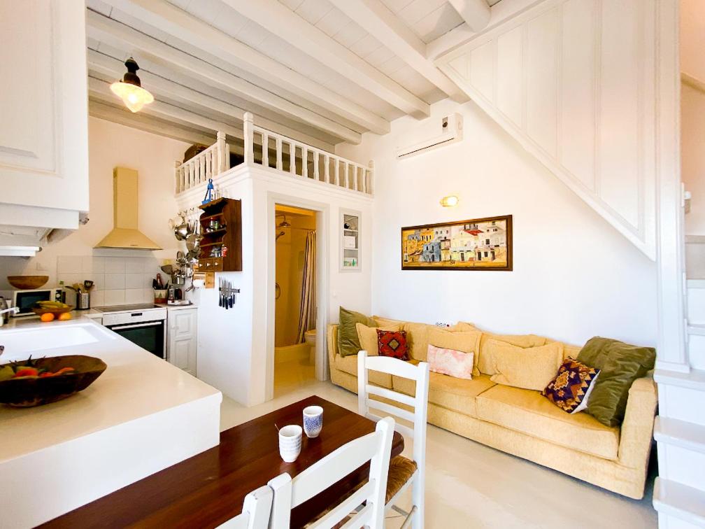 Hydra Homesteads