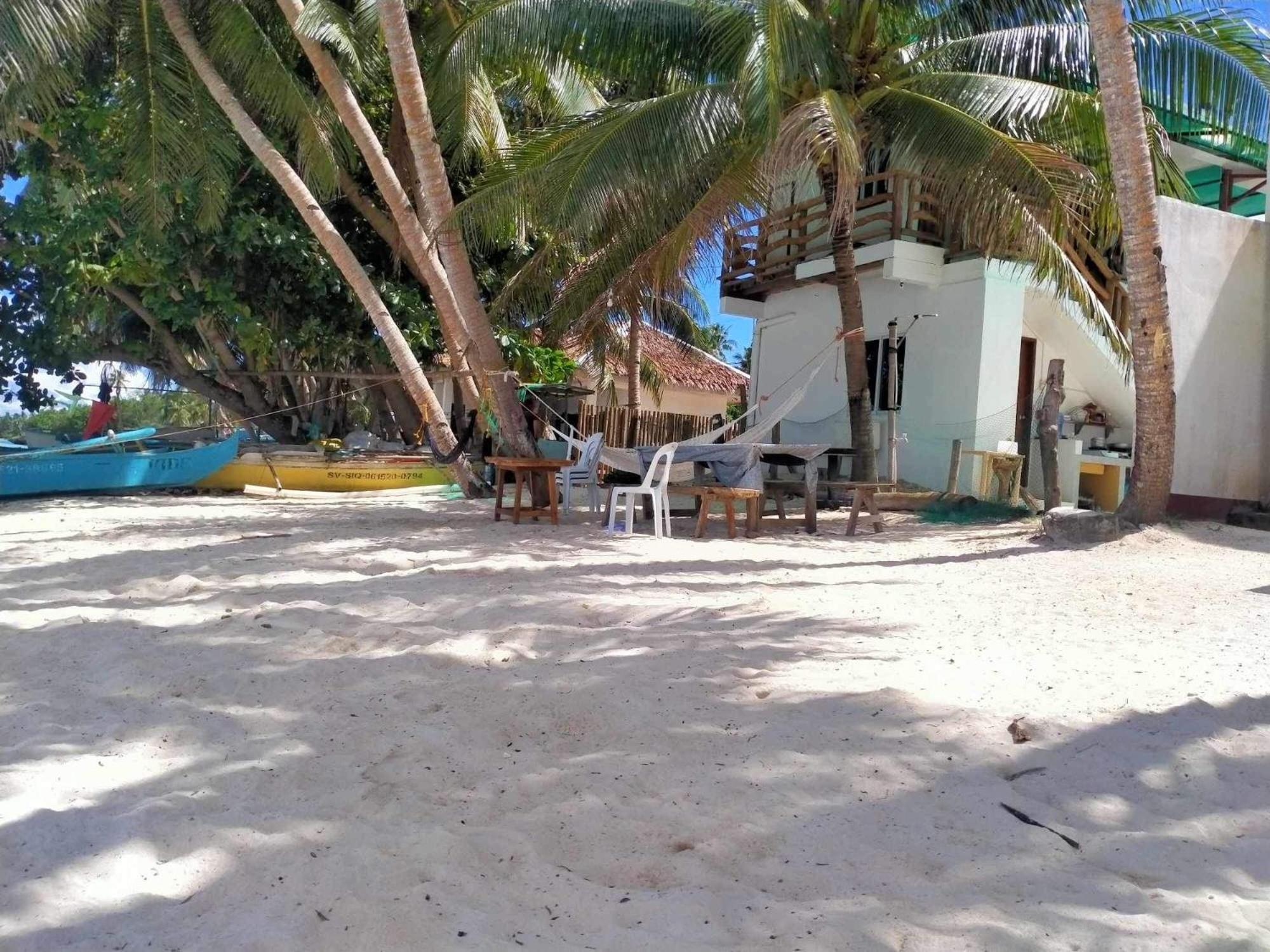 Beachfront Guesthouse Siquijor