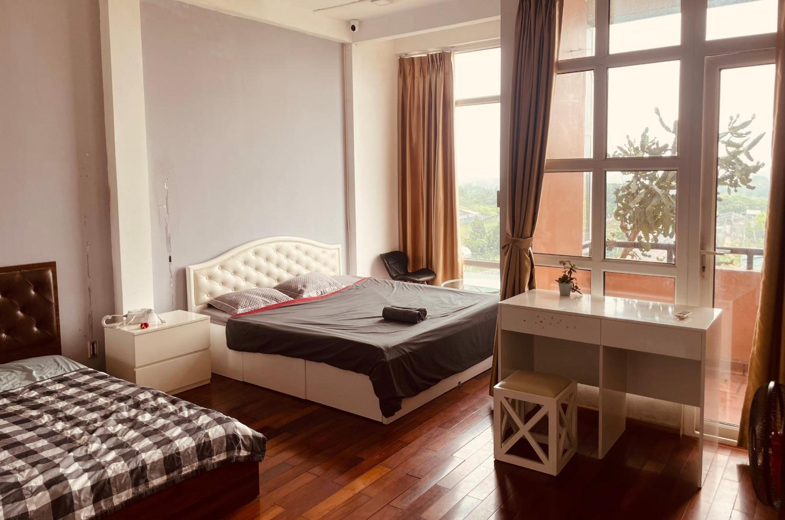 AN HOMESTAY