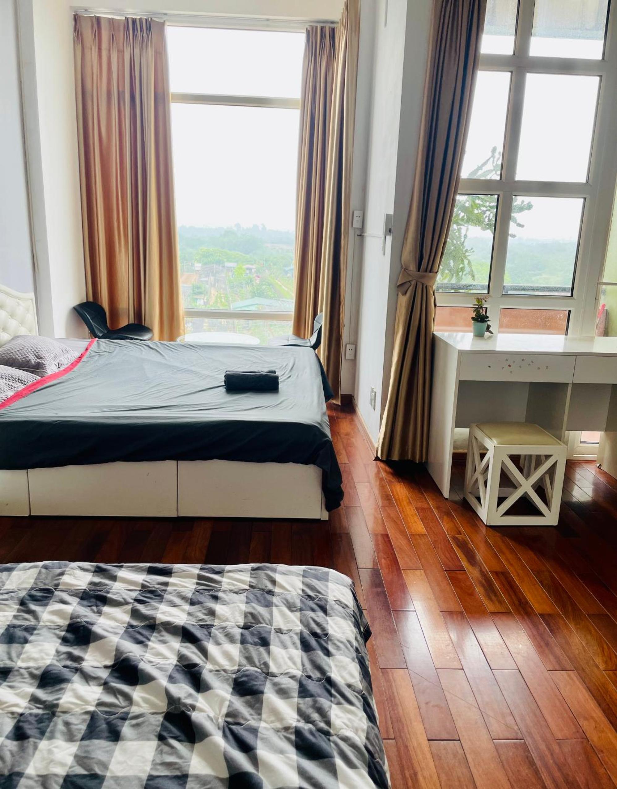 AN HOMESTAY