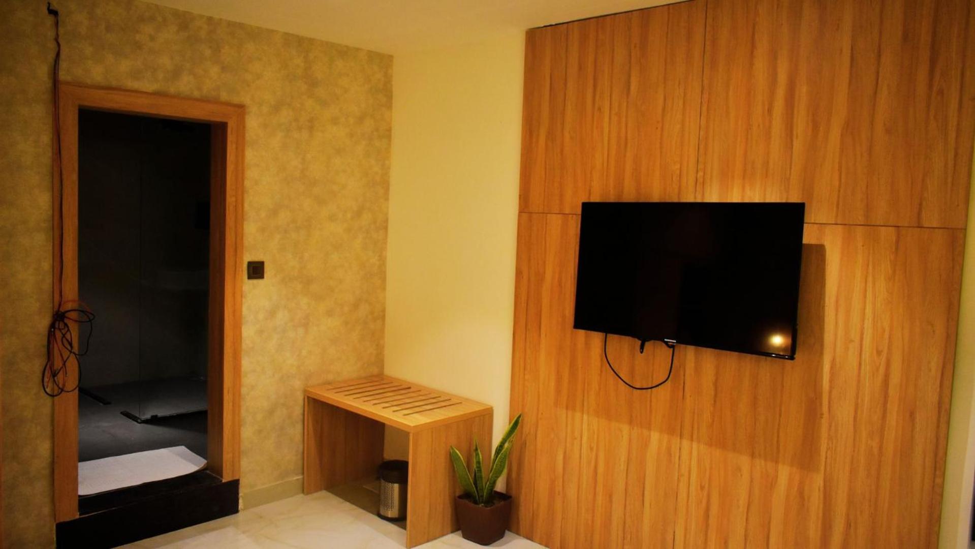 Hotel Namah Courtyard