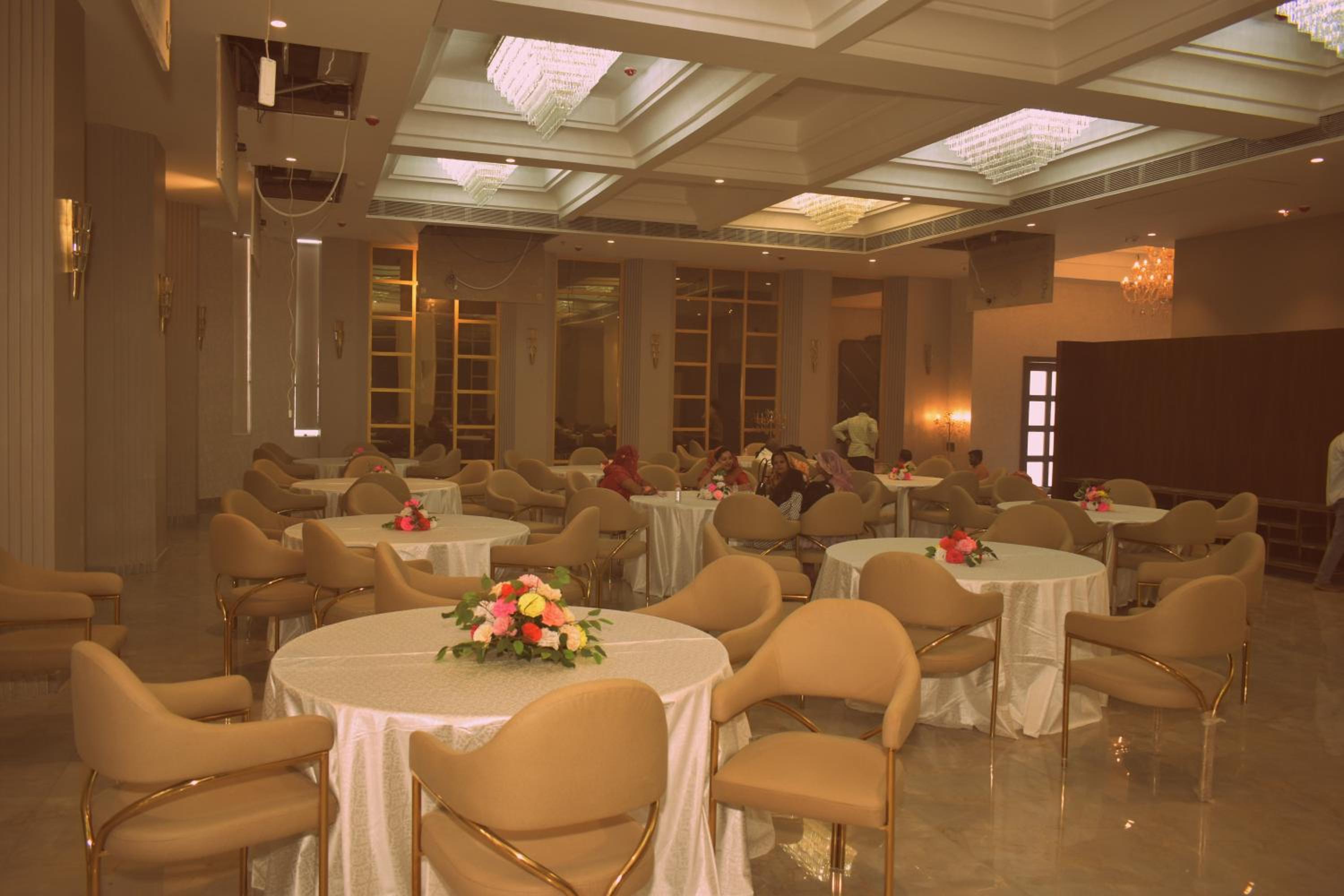 Hotel Namah Courtyard