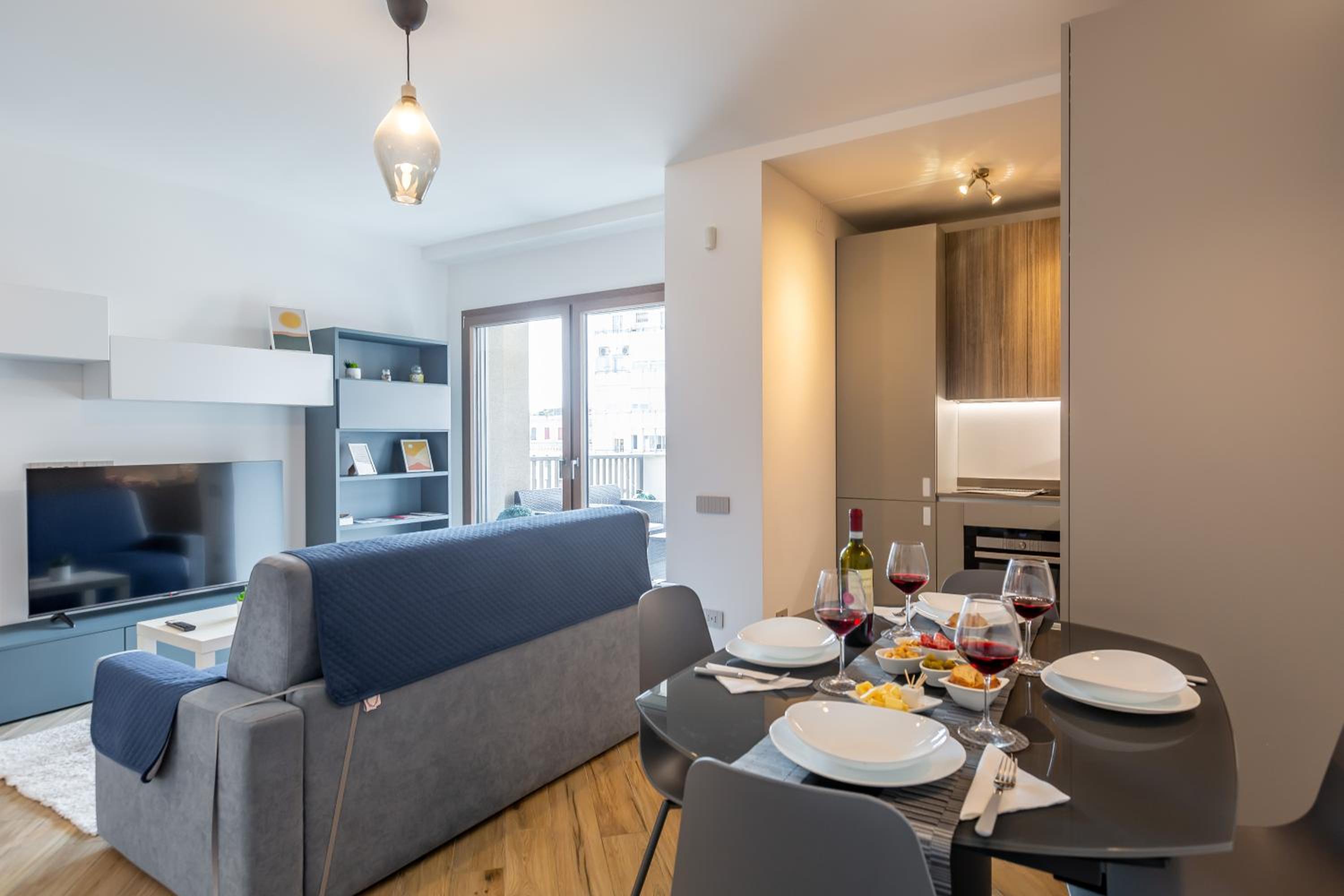 AureaLiving - Trastevere Suite with Rooftop & Gym, Your place in Rome
