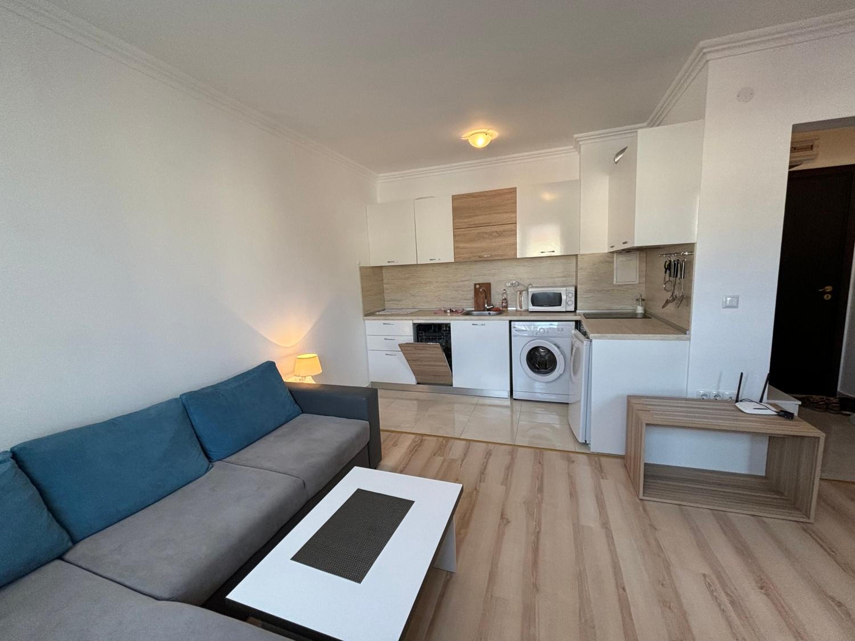 Quiet apartment in Olymp