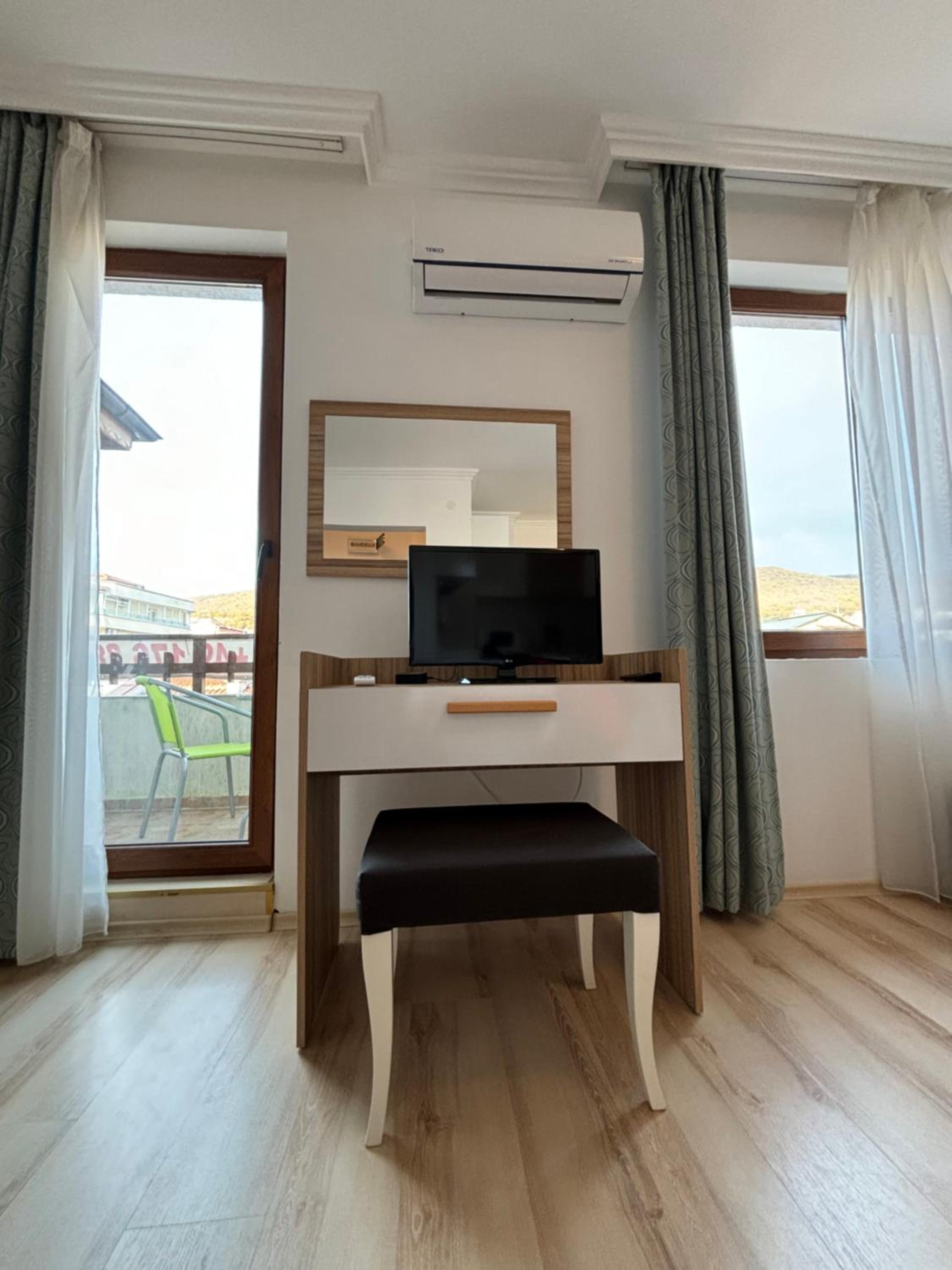 Quiet apartment in Olymp