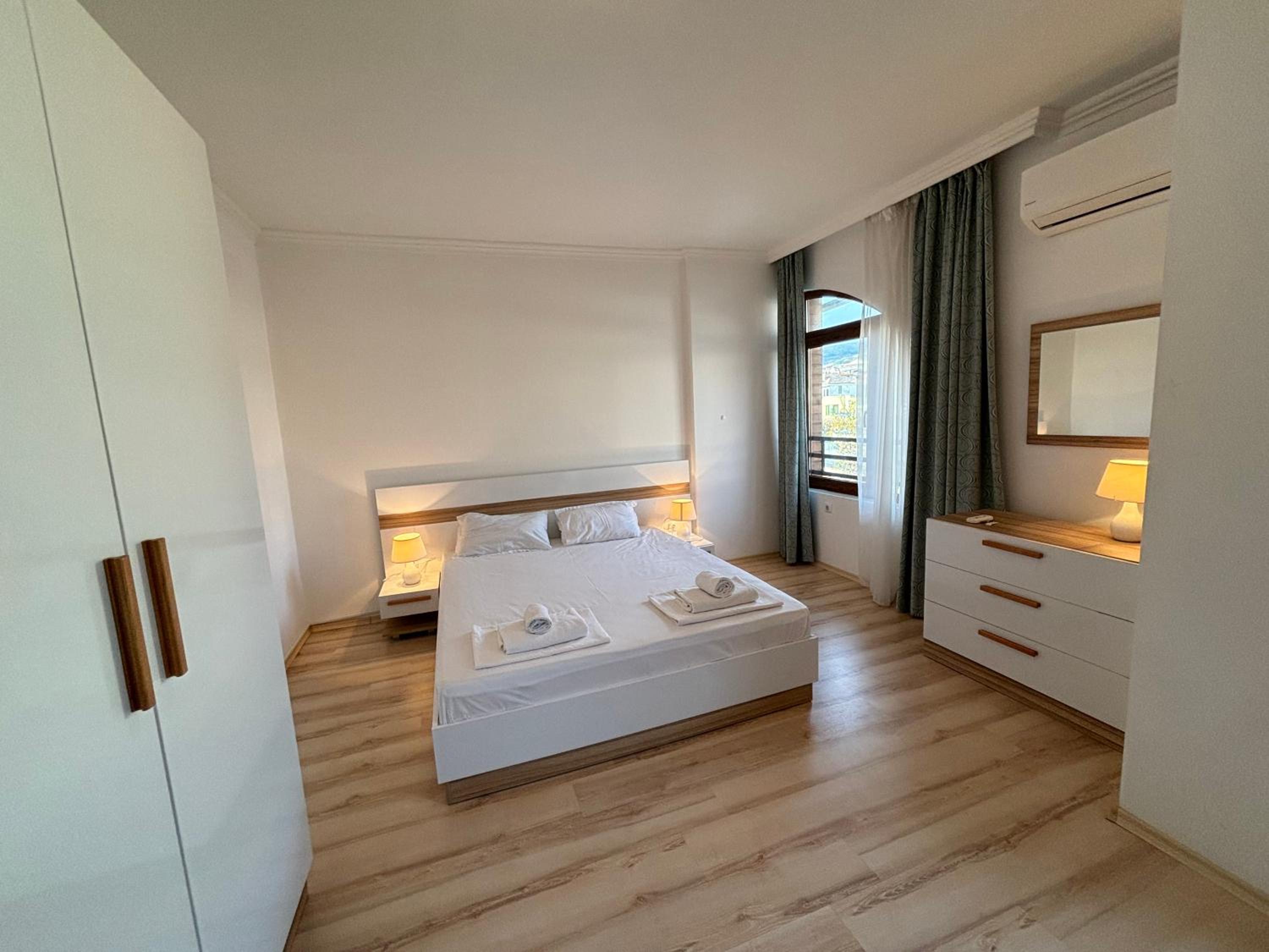 Quiet apartment in Olymp