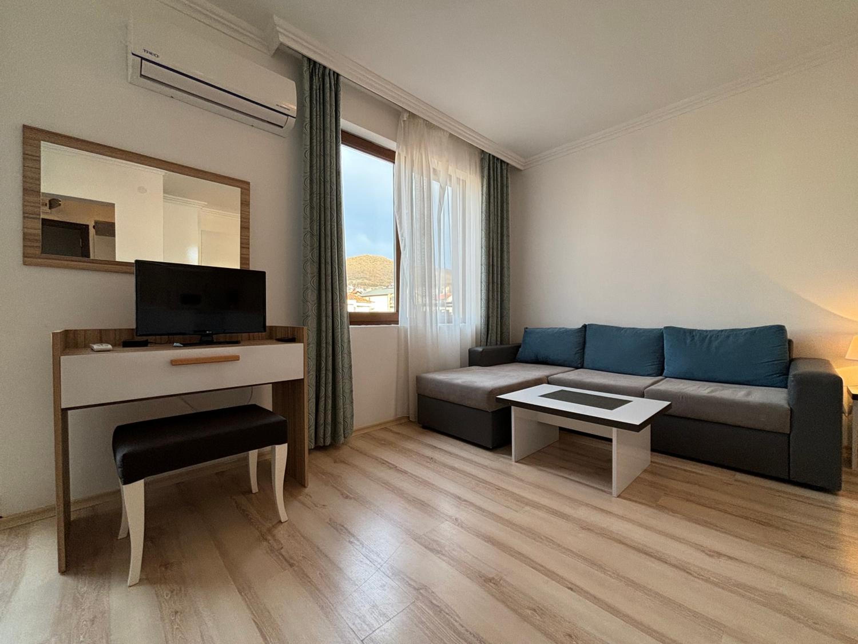 Quiet apartment in Olymp