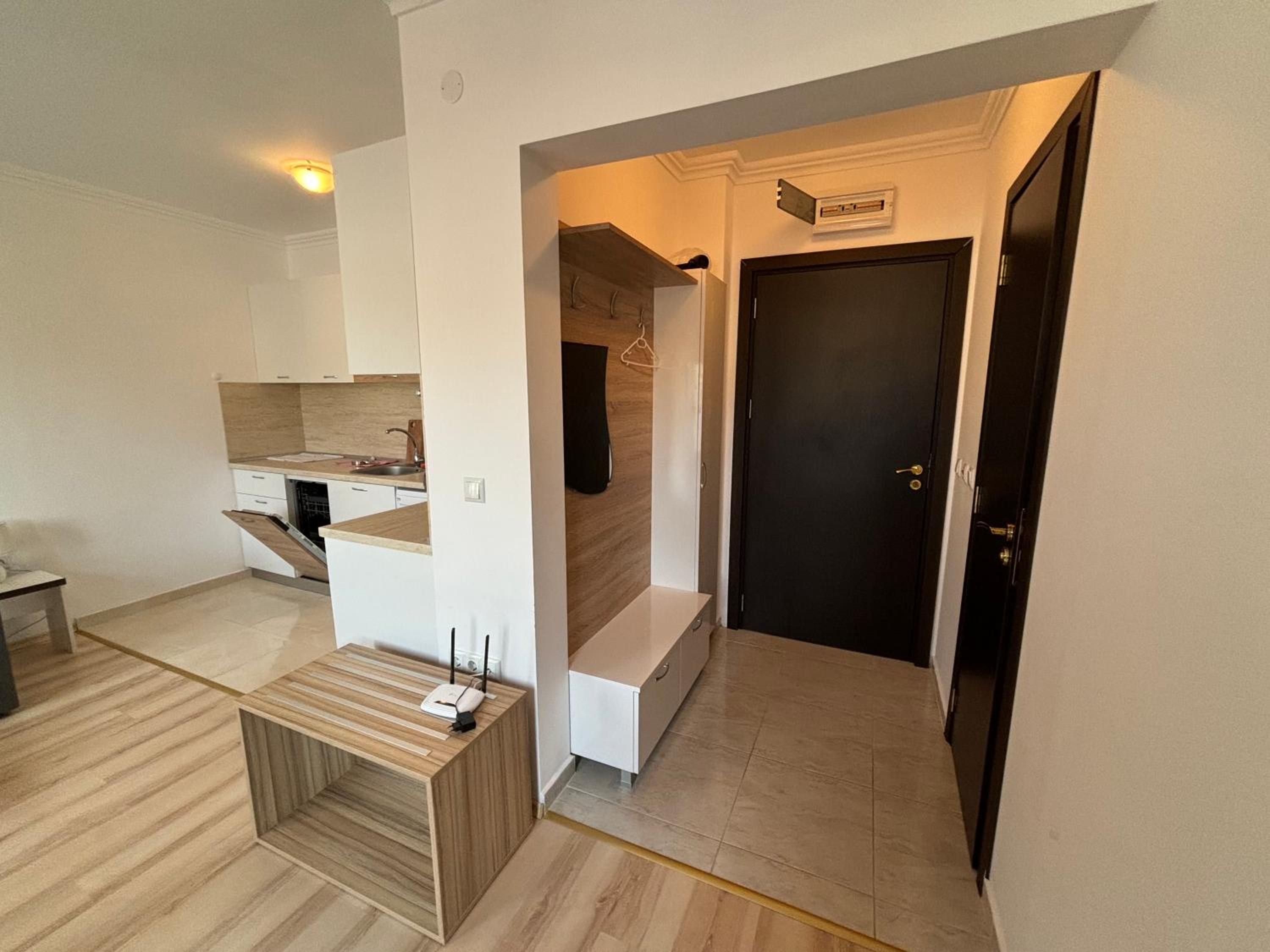 Quiet apartment in Olymp