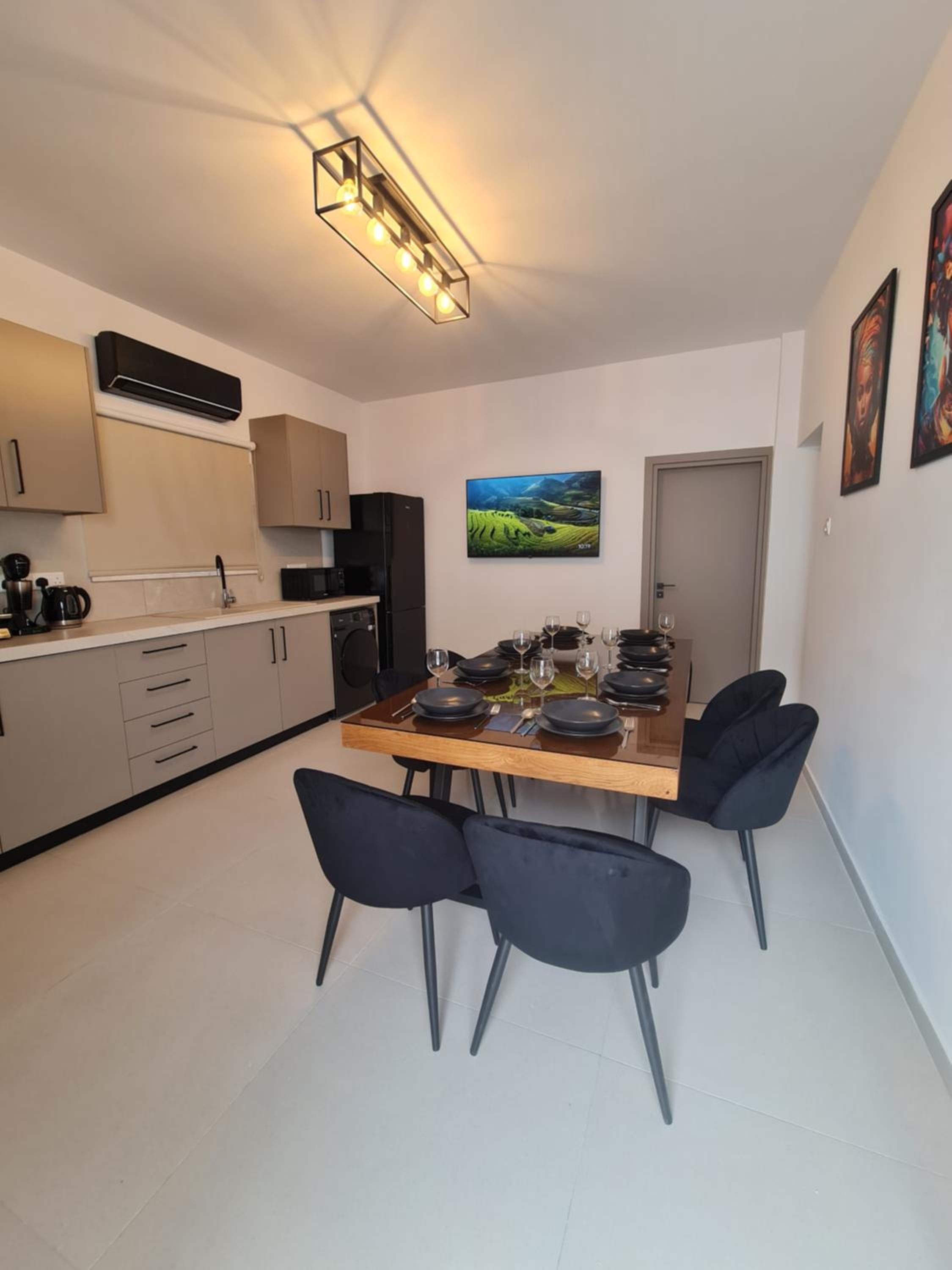 SEVIS SUITES