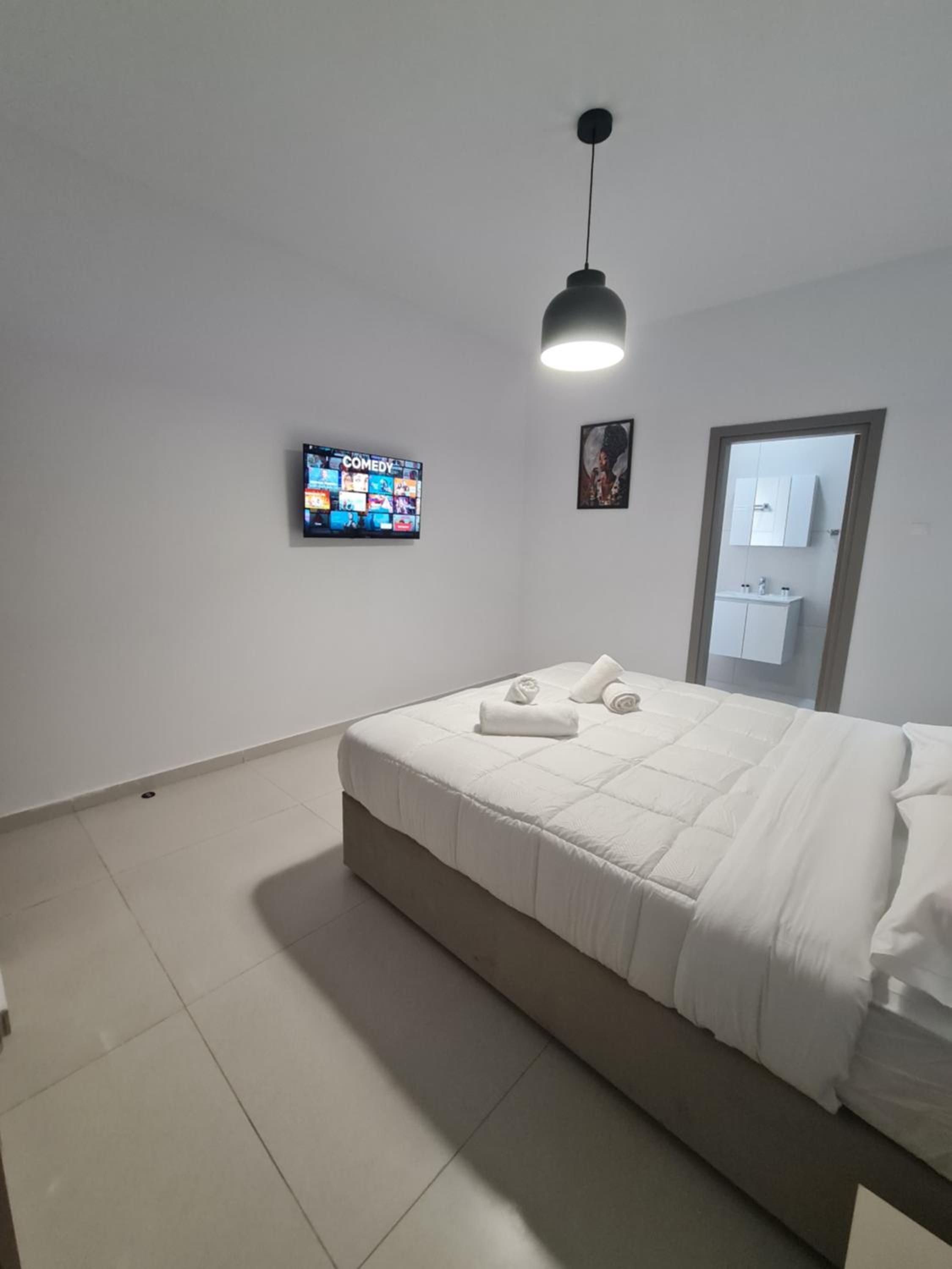 SEVIS SUITES