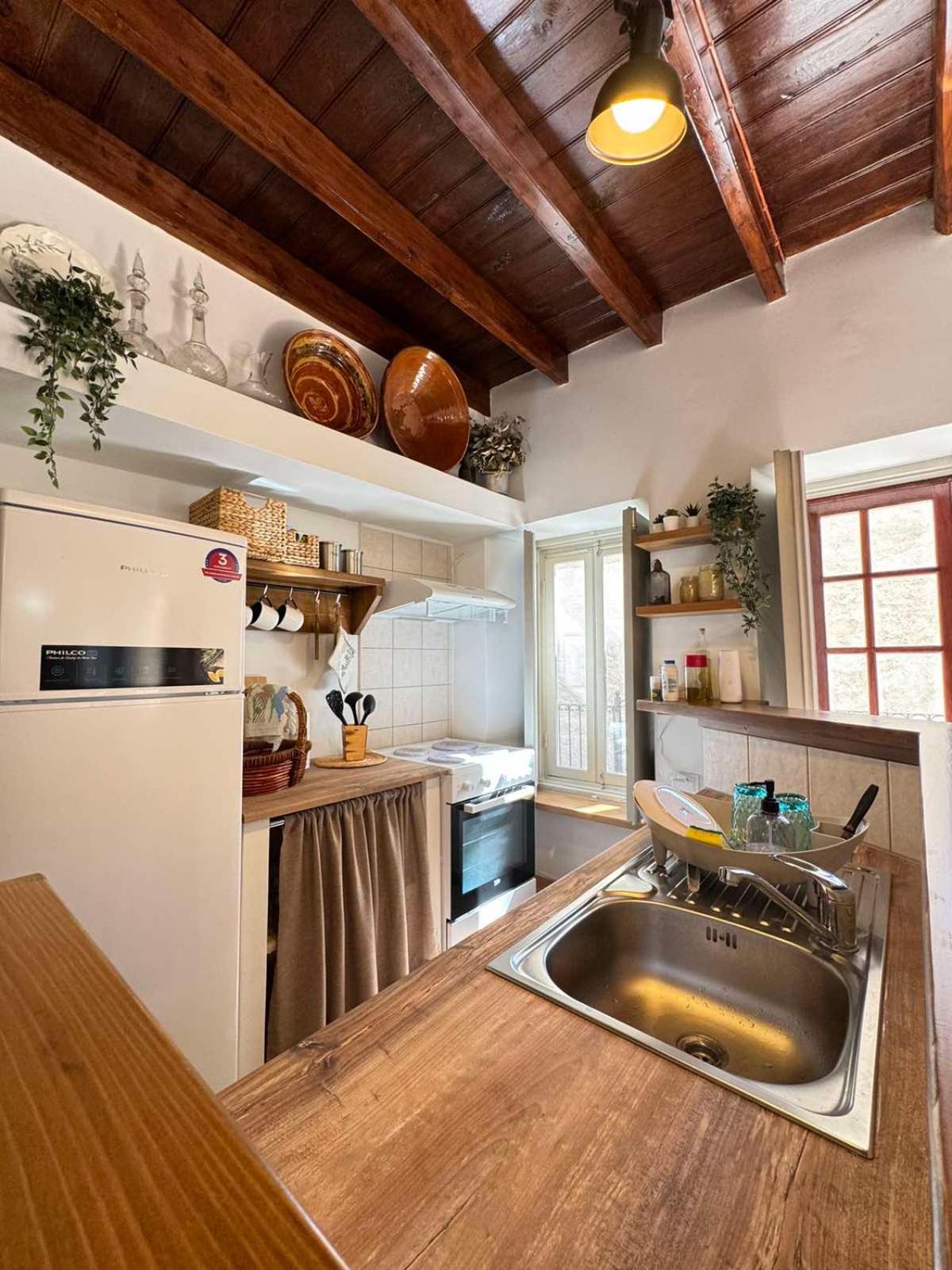 OURANIAS HOUSE