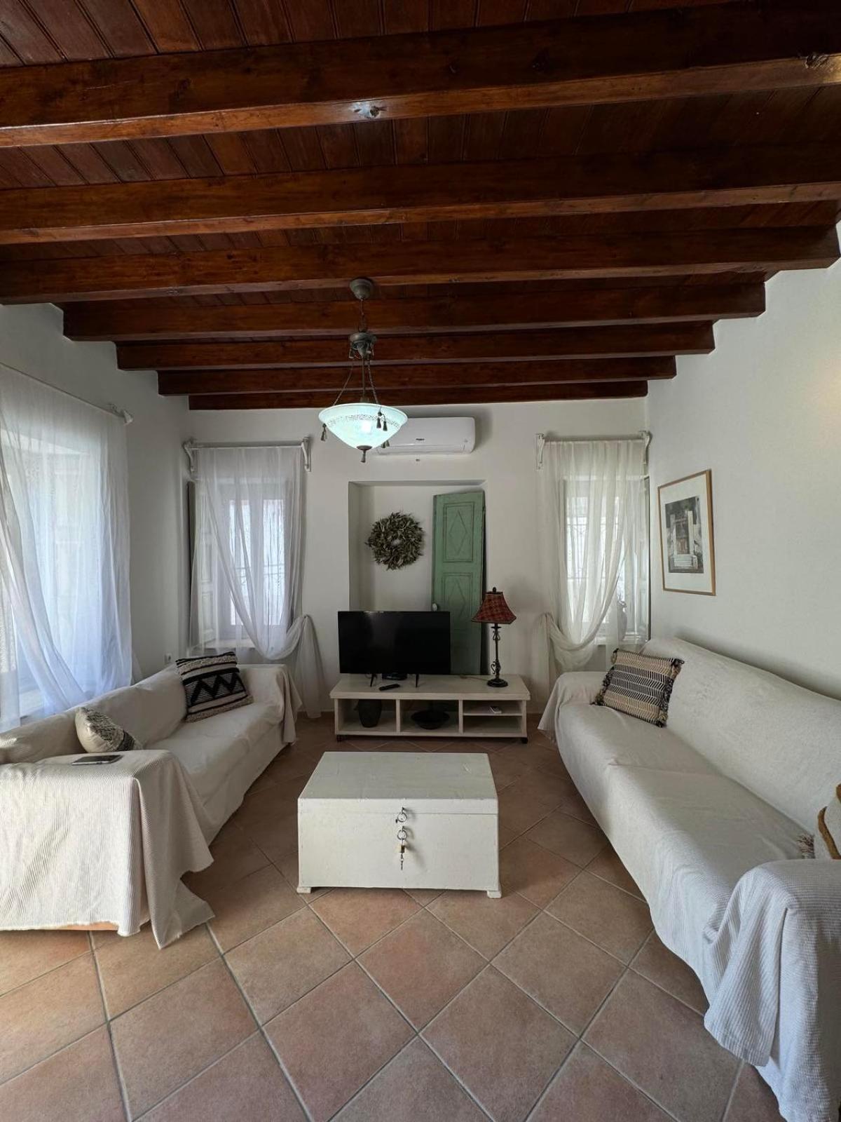 OURANIAS HOUSE