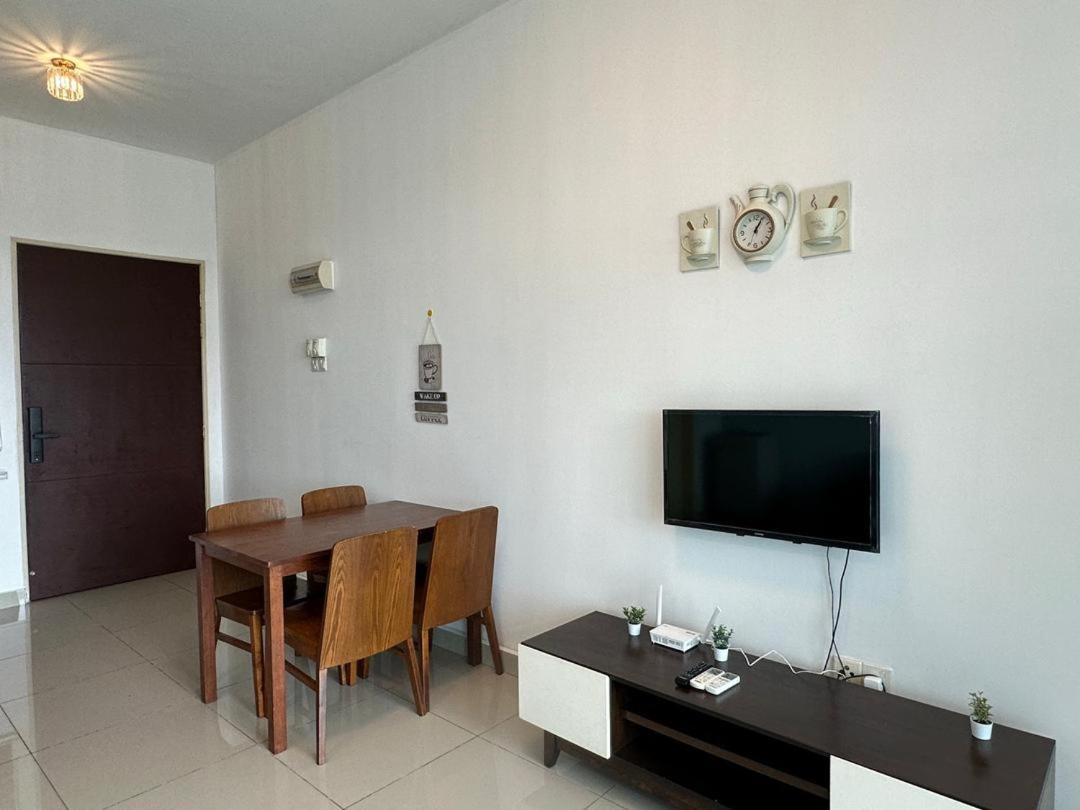 Plazio 1 Bedroom & Studio