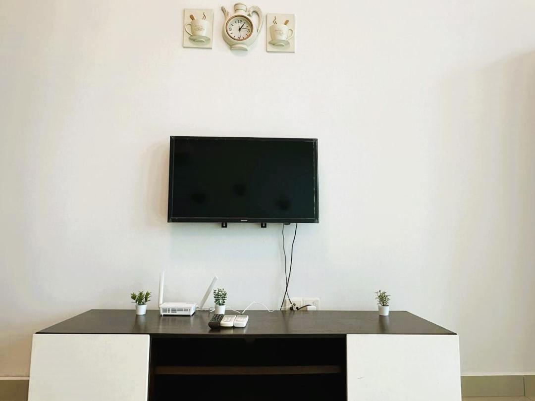 Plazio 1 Bedroom & Studio