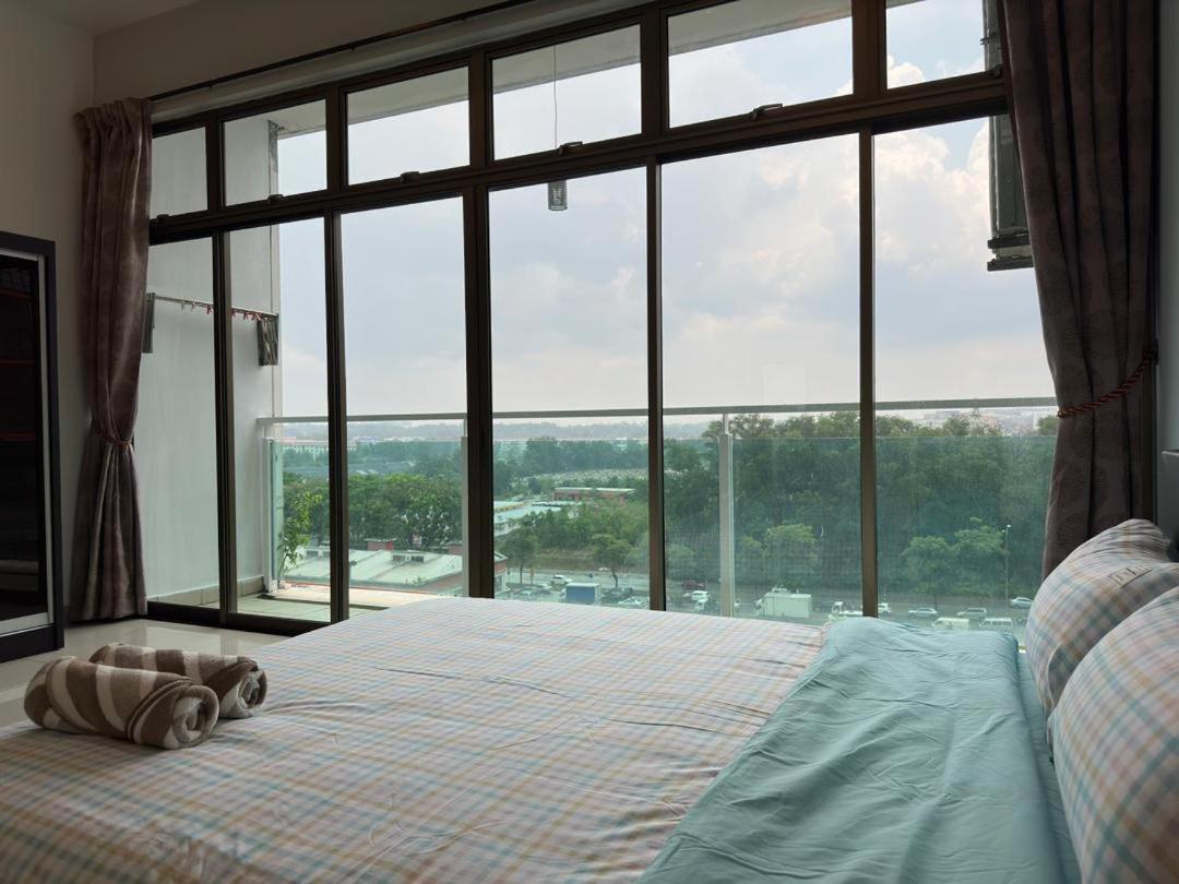 Plazio 1 Bedroom & Studio