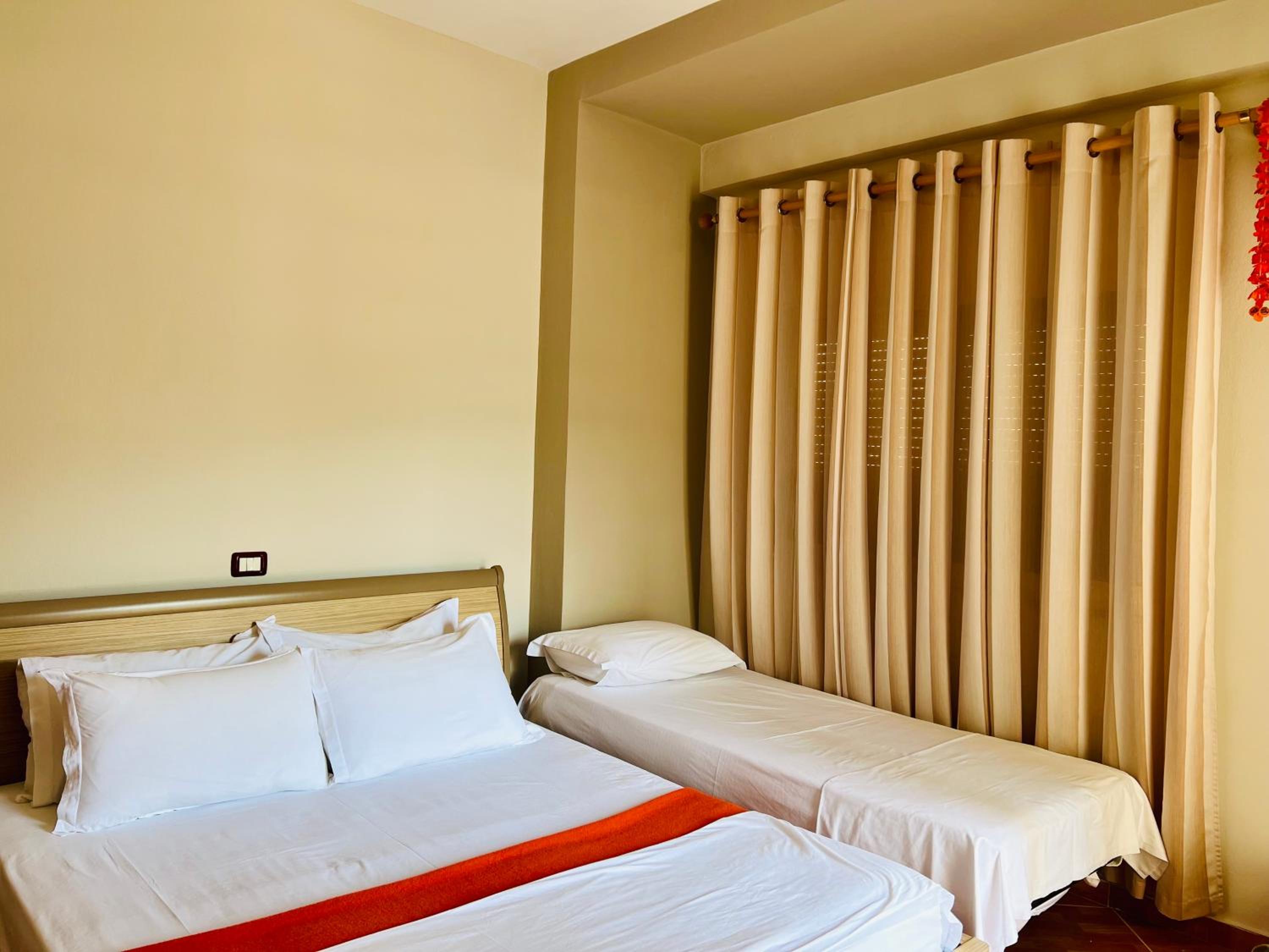 Sea view apartment, Himara