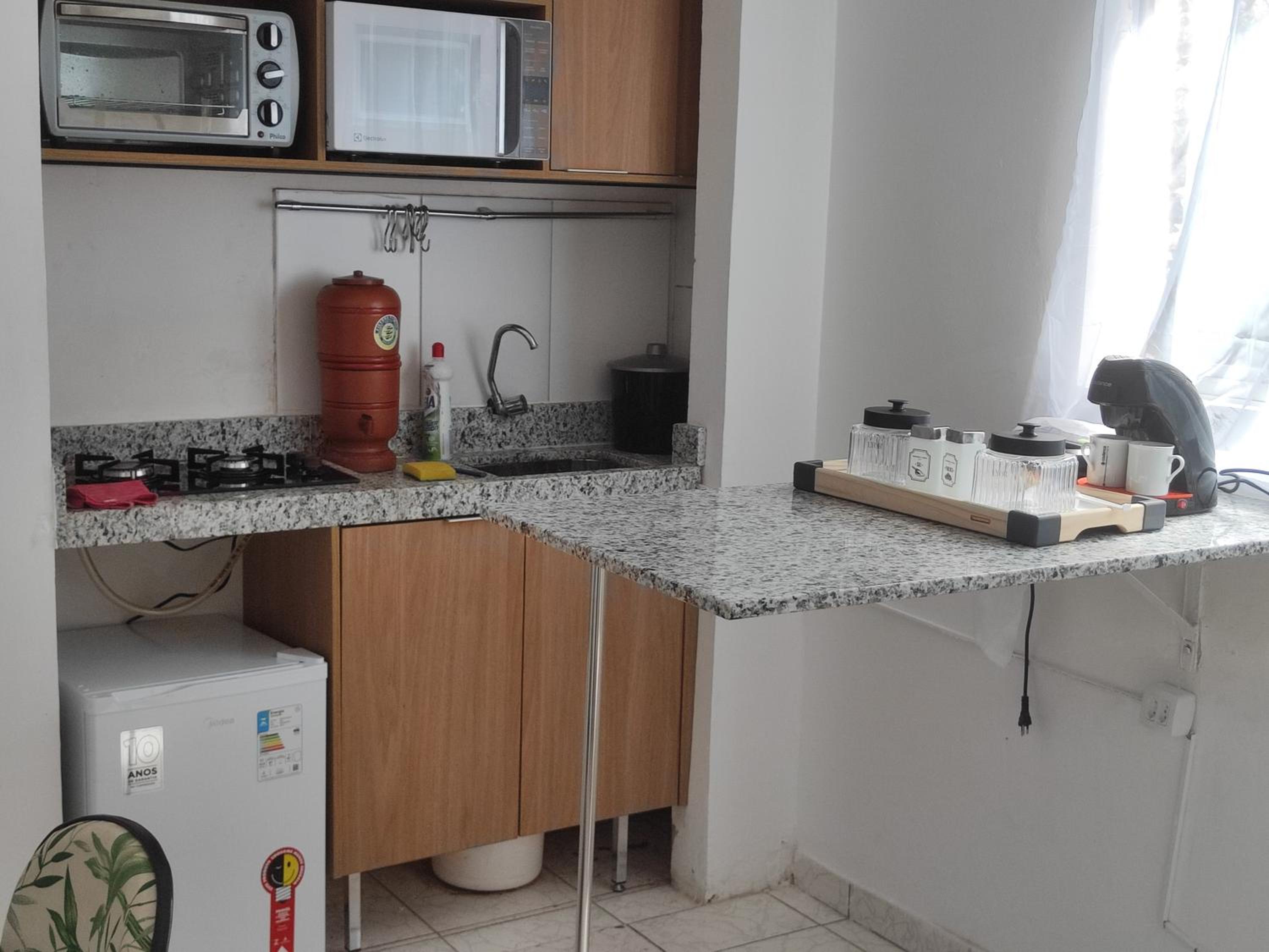 Apto acolhedor e funcional na Asa Sul sinta-se em casa perto da P Federal Enap LBV Casv da embaixada aeroporto , rodov interestadual e academia da PM