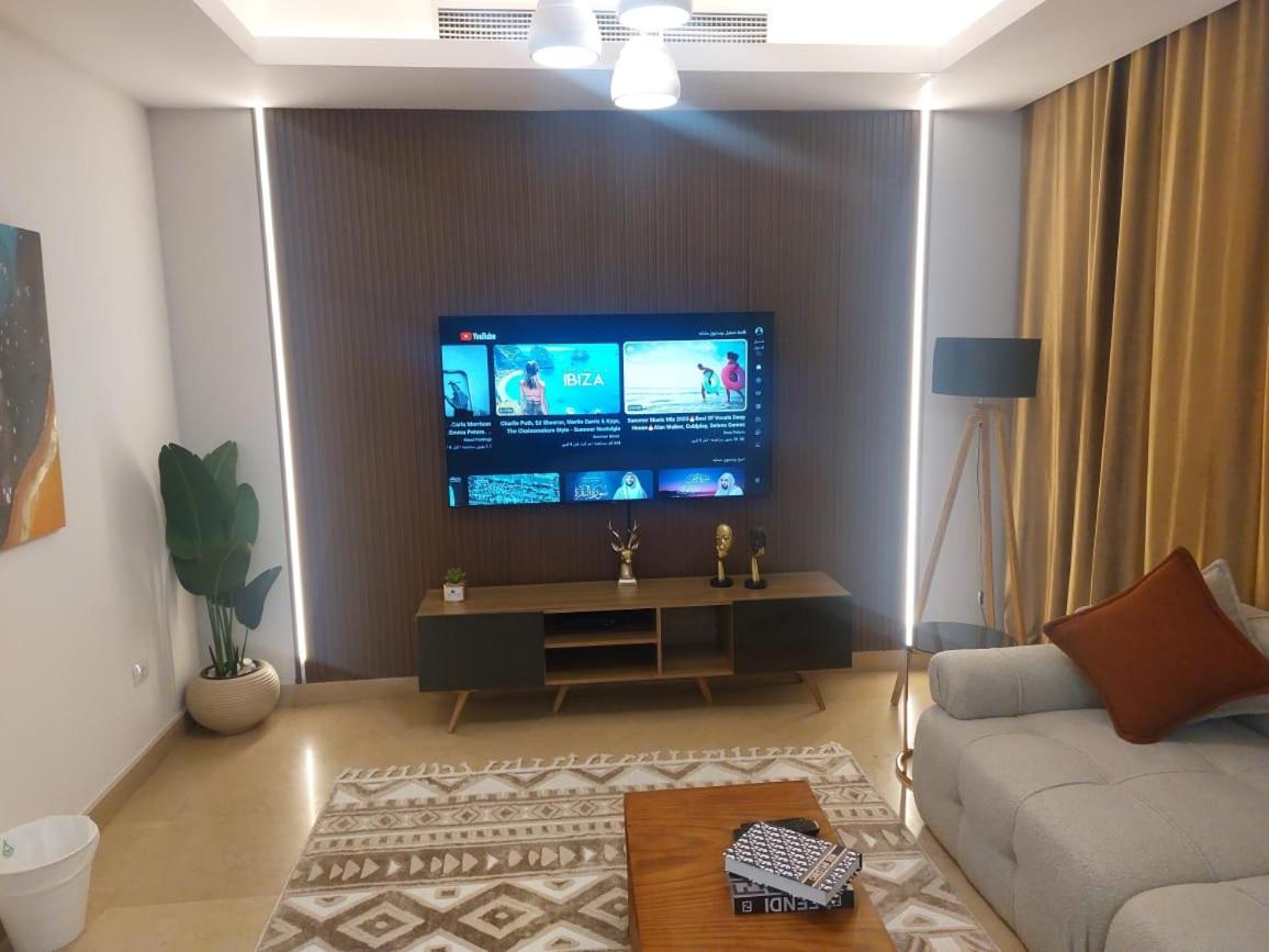 Cairo Festival City ,New, Luxury, Modern 3BR + Maid Room