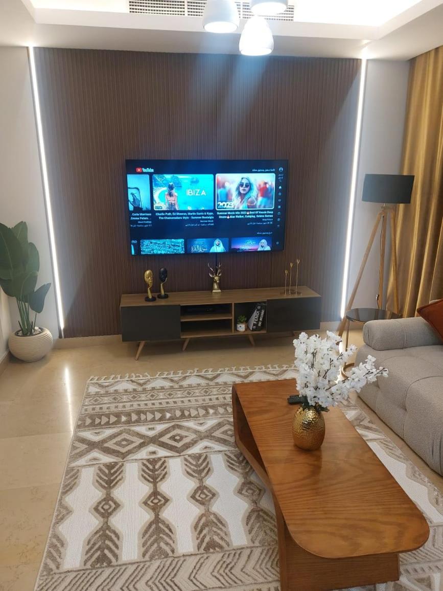 Cairo Festival City ,New, Luxury, Modern 3BR + Maid Room