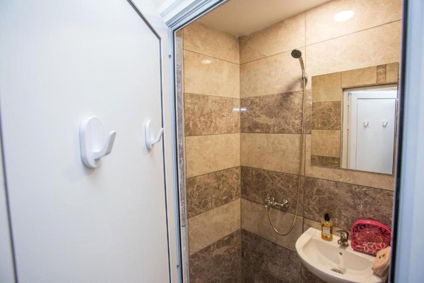 Turnovo Smart Studio - Cozy Work & Relax
