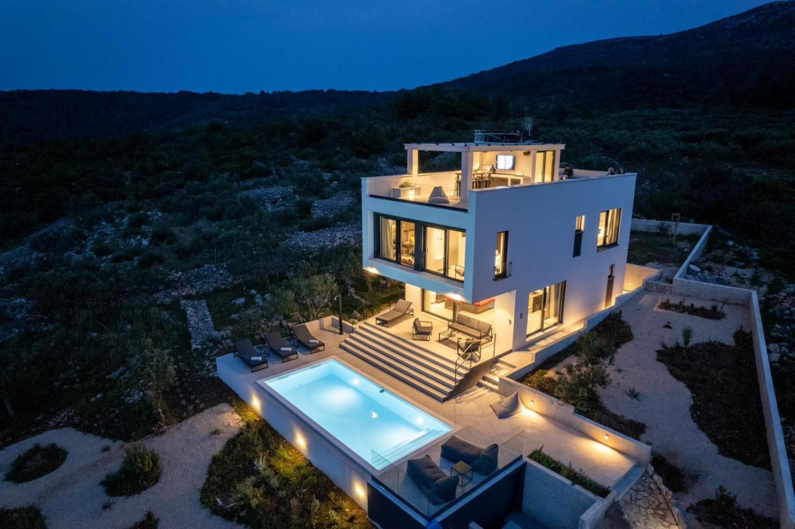 Villa Lapis Hvar view 2