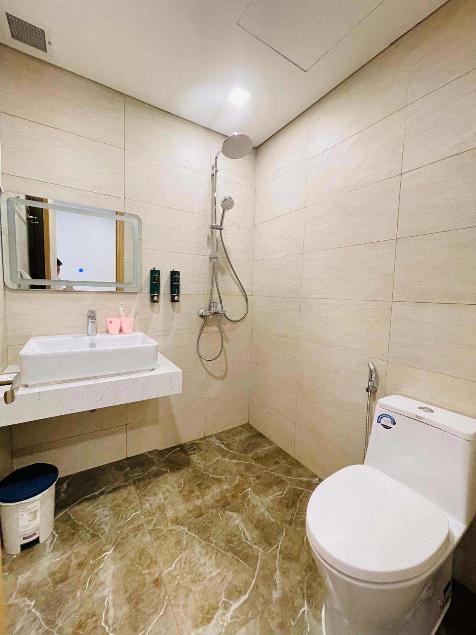 FLC Sea Tower Quy Nhon - Tran Hieu Condotel view 4