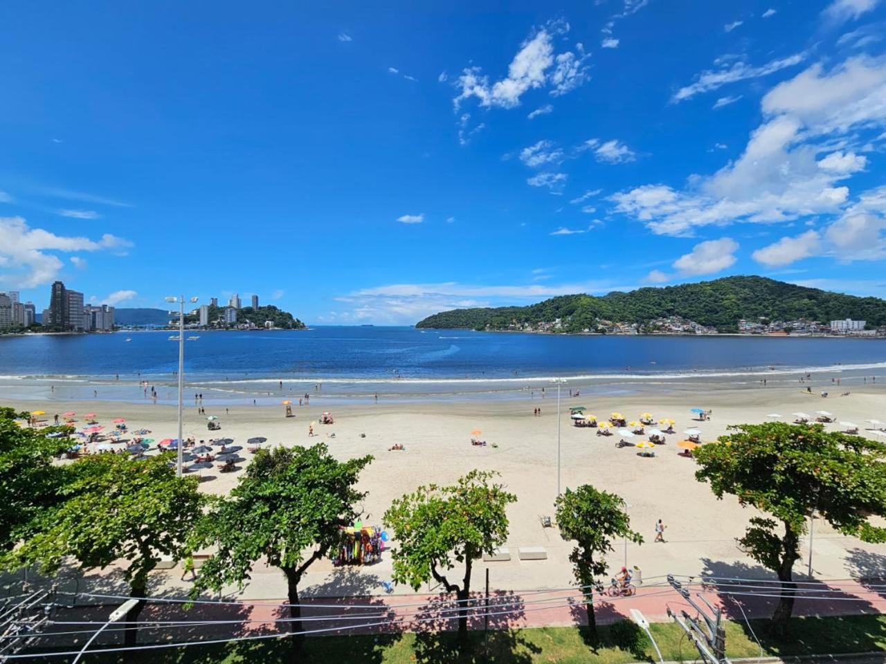 Studio com garagem a 3 minutos da praia do Gonzaguinha