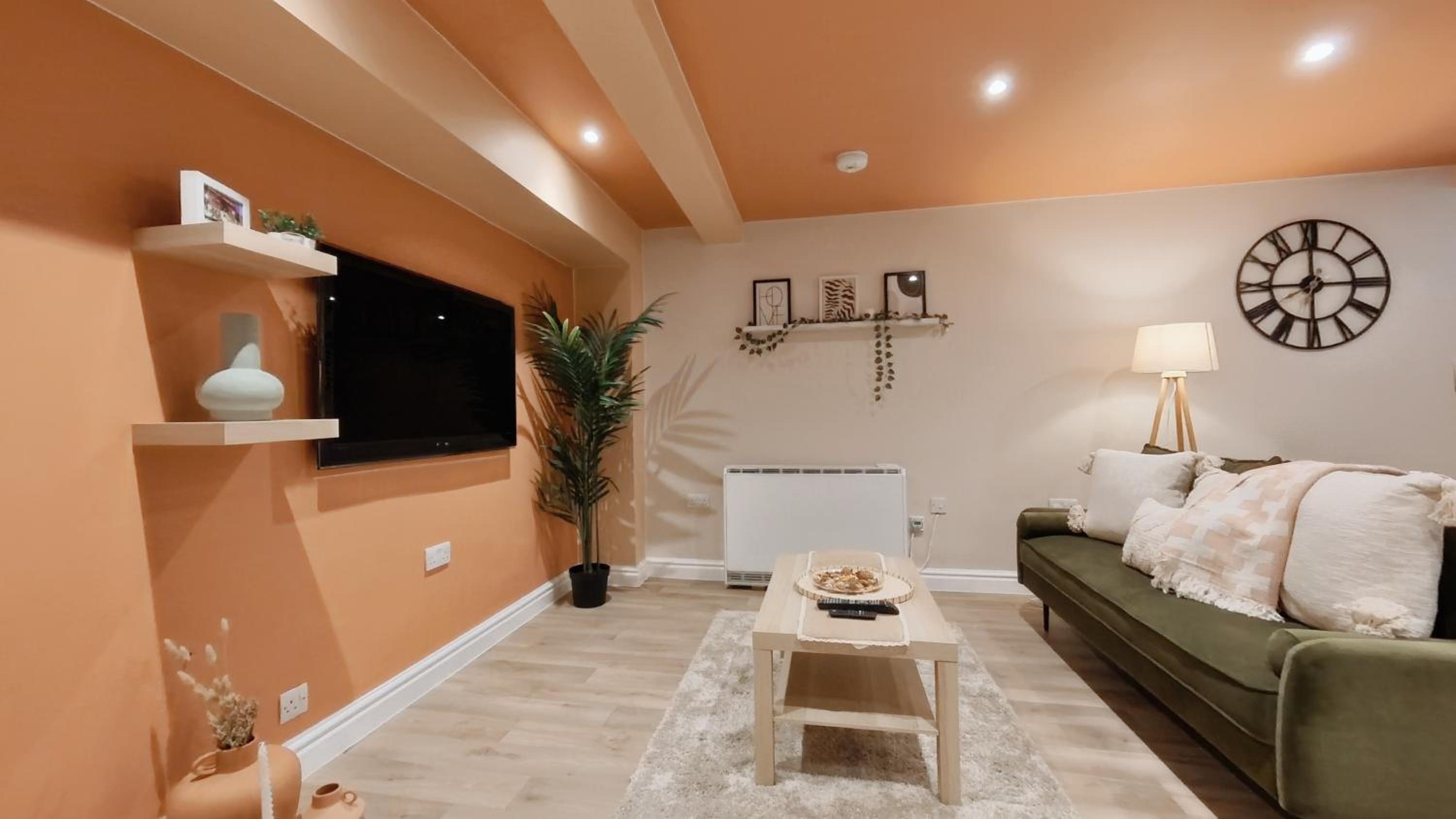 Central Spacious Quirky Apartment in Birmingham with Free Wi-Fi, Parking view 2
