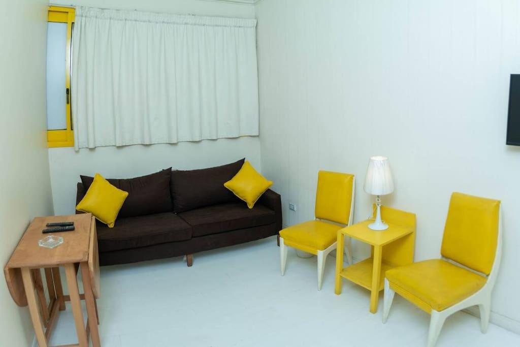 Stylish 2BR Apt in Downtown - Royal 2