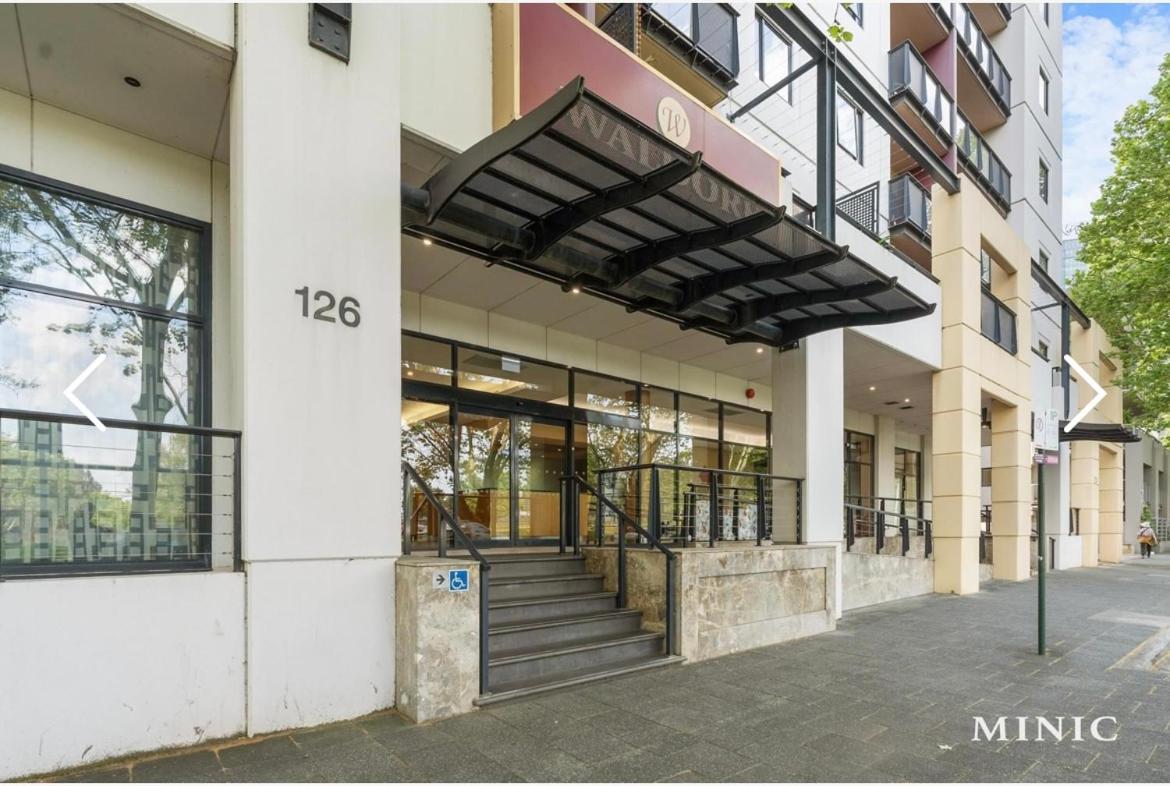 Waldorf Hotel Apartments In Perth City Centre