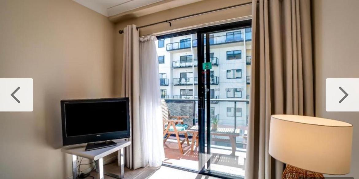 Waldorf Hotel Apartments In Perth City Centre