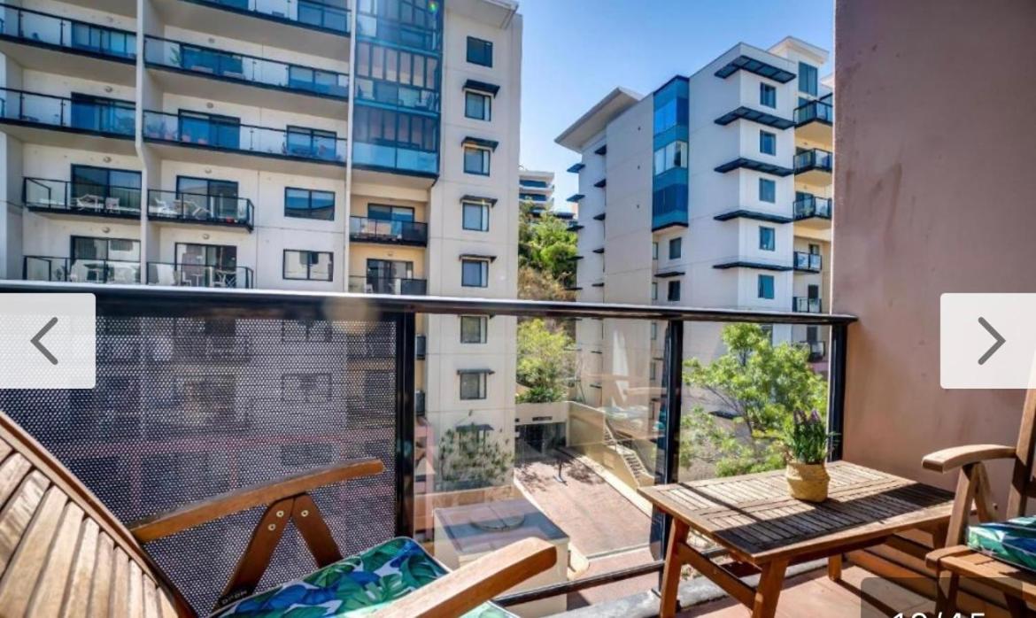 Waldorf Hotel Apartments In Perth City Centre