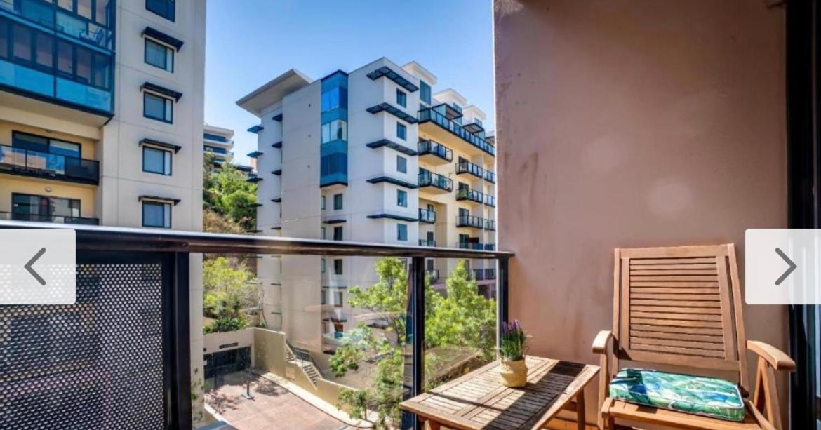 Waldorf Hotel Apartments In Perth City Centre