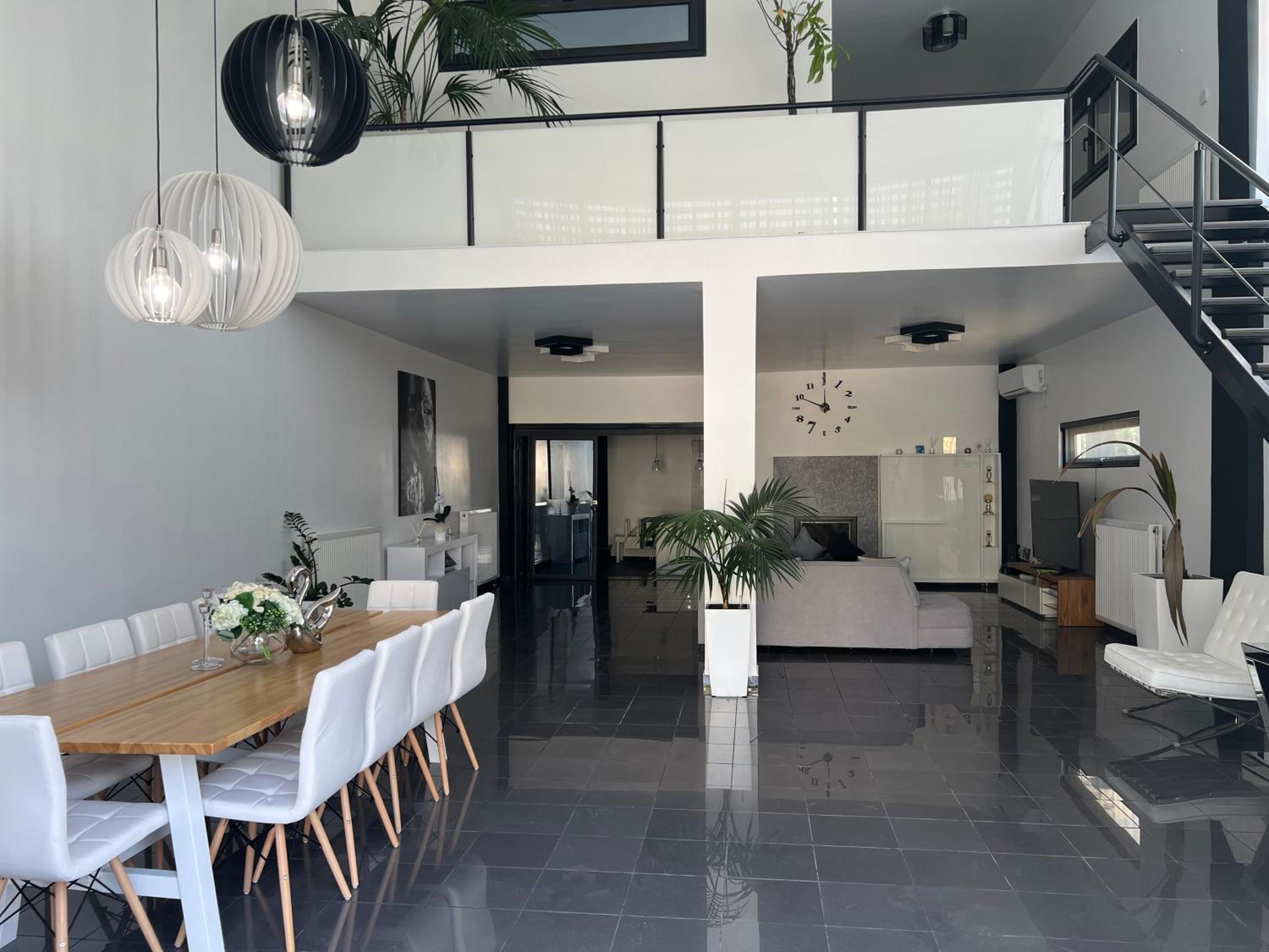 Two Bedroom Villa with Shared Pool & Garden by Olivujoj