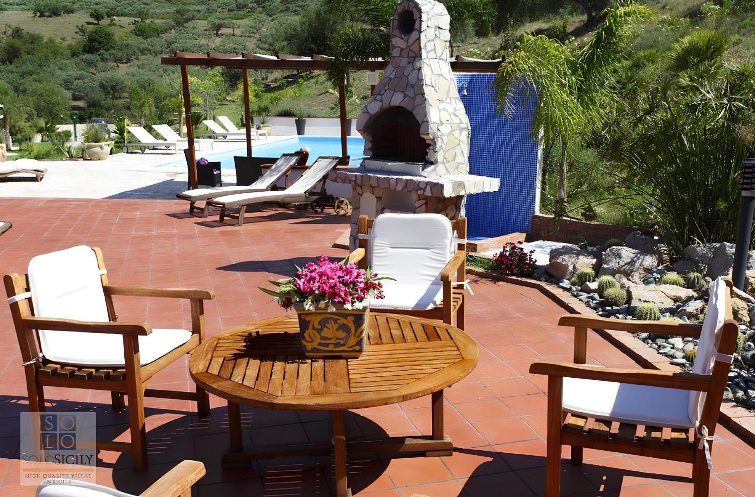 villa costanza
