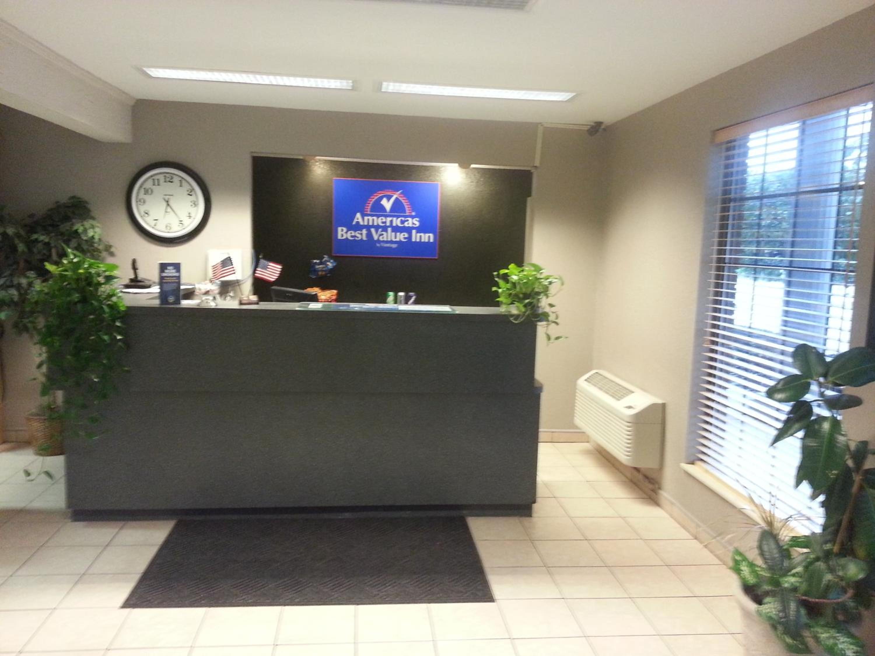 Americas Best Value Inn & Suites - Bluffton view 3