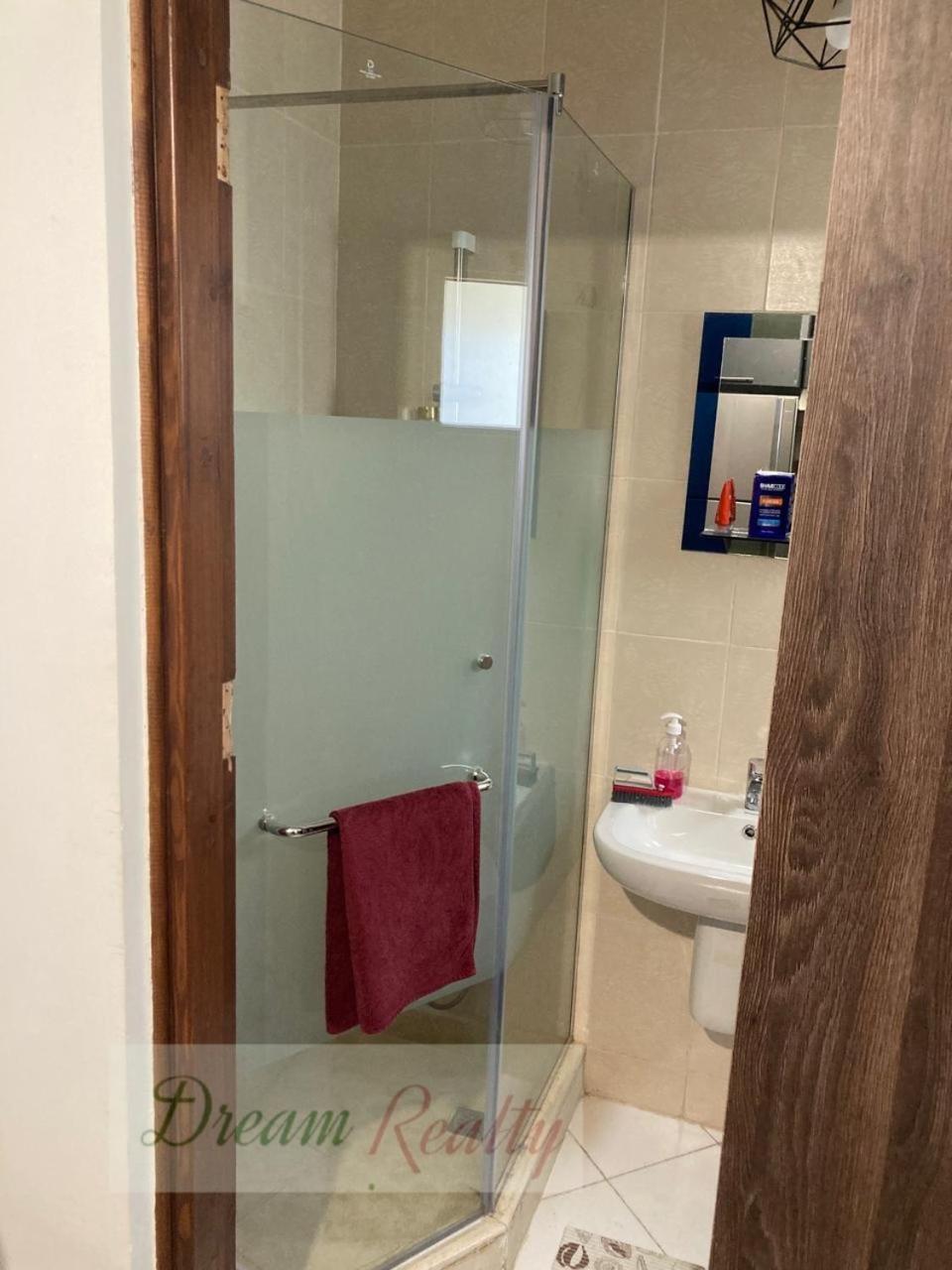 L&V flat in Makadi Heights