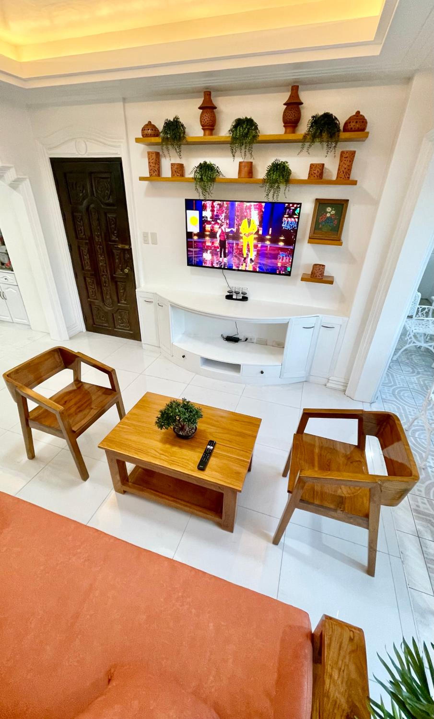 Explore Iloilo - Accessible Apartment view 3