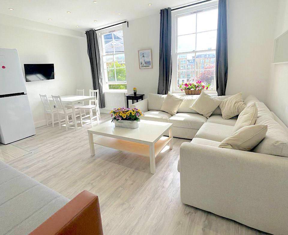 Harrow Apartments