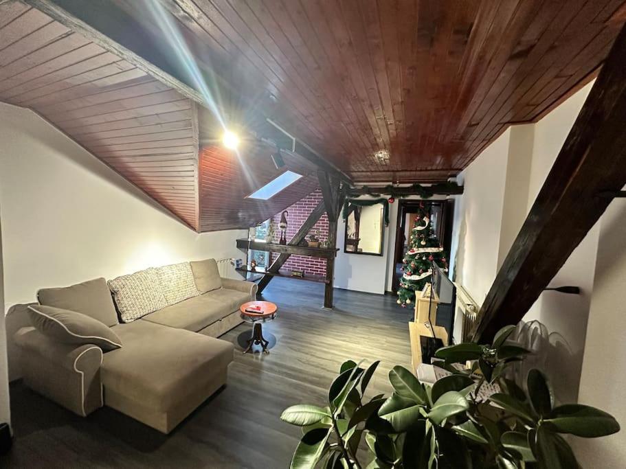 Sky Rooftop 100 sqm Big Apartment view 4