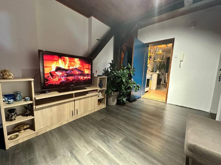 Sky Rooftop 100 sqm Big Apartment view 5