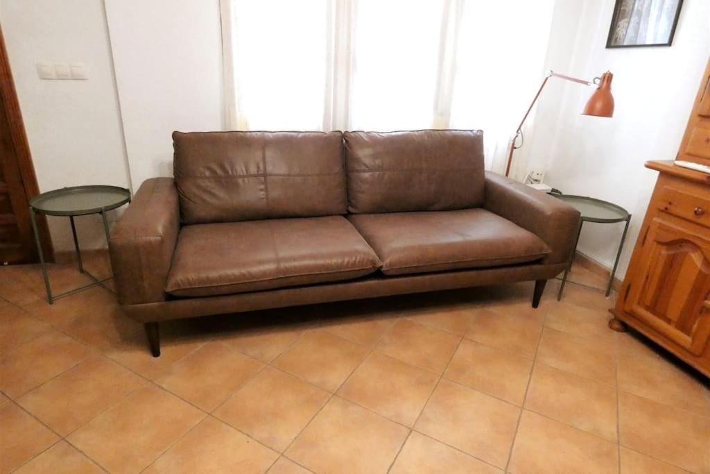 Villa Magerit, entire home 5 minutes easy walk to sandy beach view 5