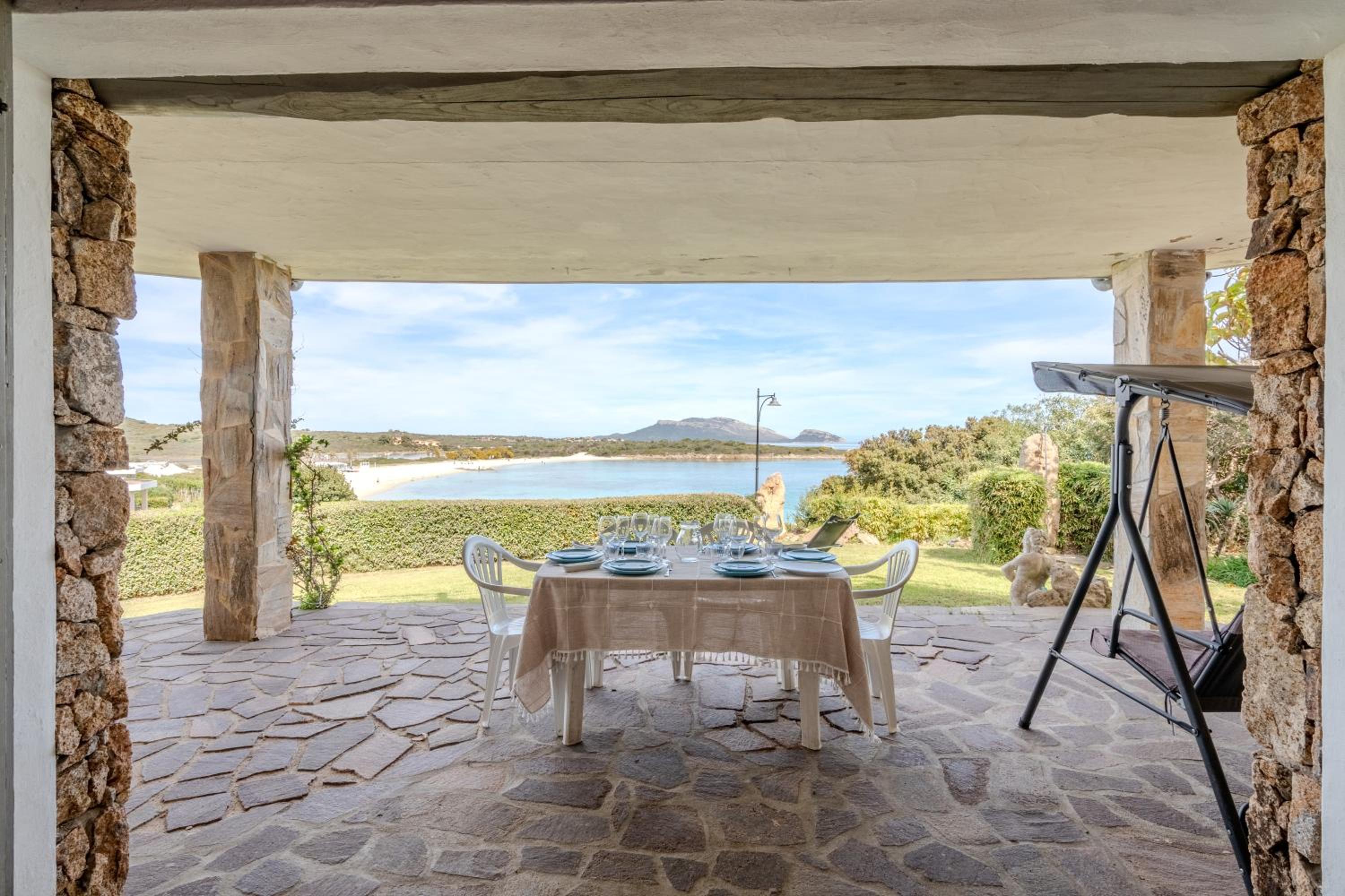 Villa Elena fronte mare spiaggia Bados- Pittulongu- Golfo Aranci