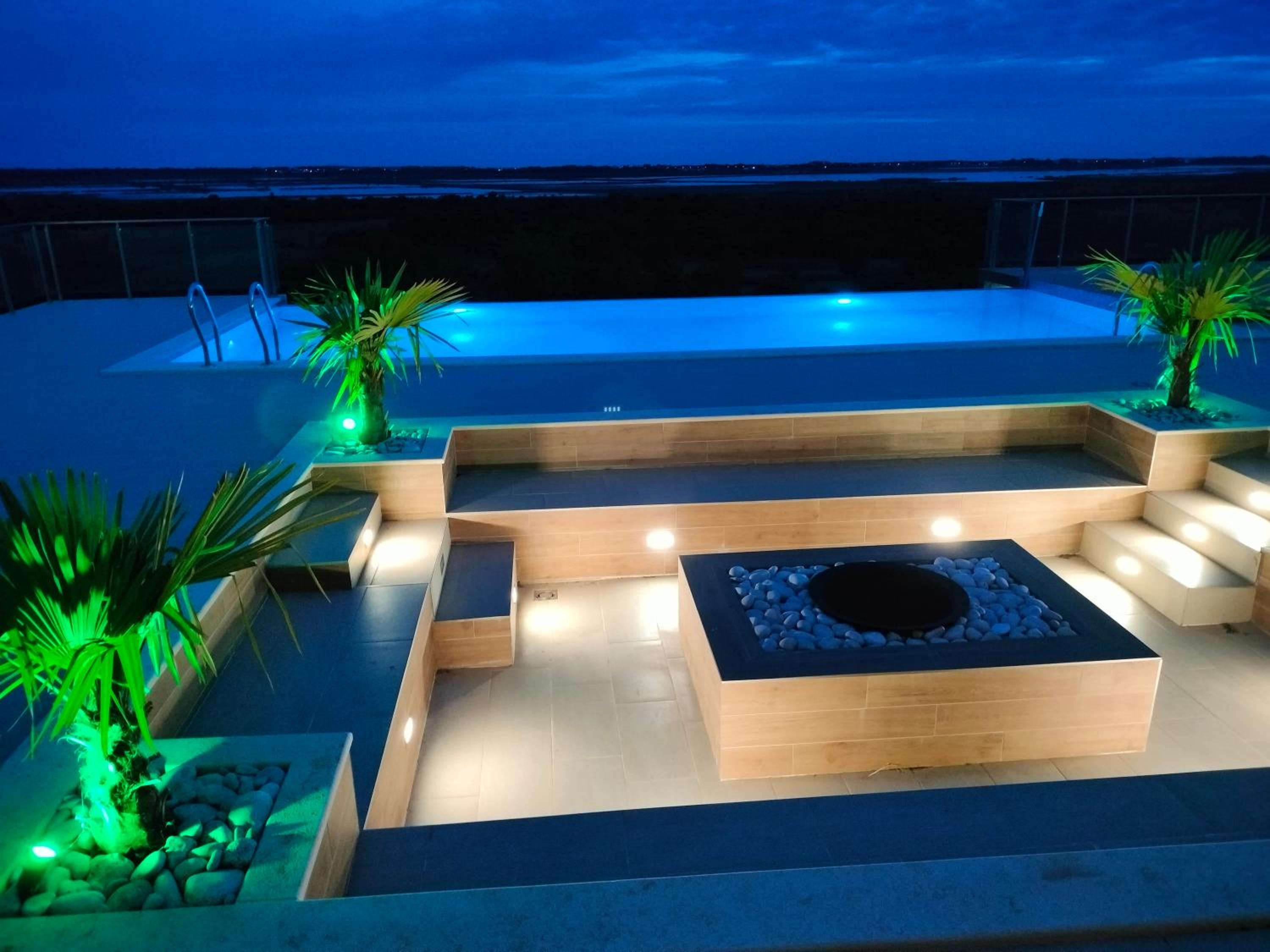 Solana's View - Ferienhäuser in ruhiger Lage, mit einer einzigartigen Aussicht, Infinity Pool, Free Parking und Wlan