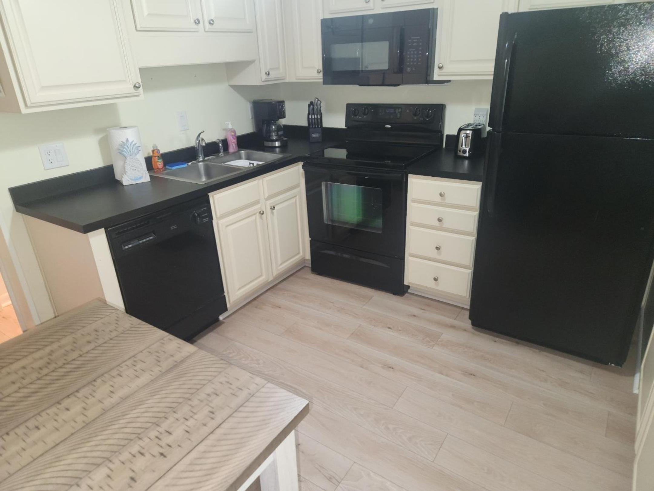 Myrtle Beach Oceanview! 1st Floor-Shore Beats Work view 4