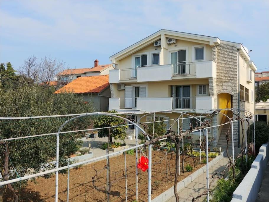 Apartment Insula