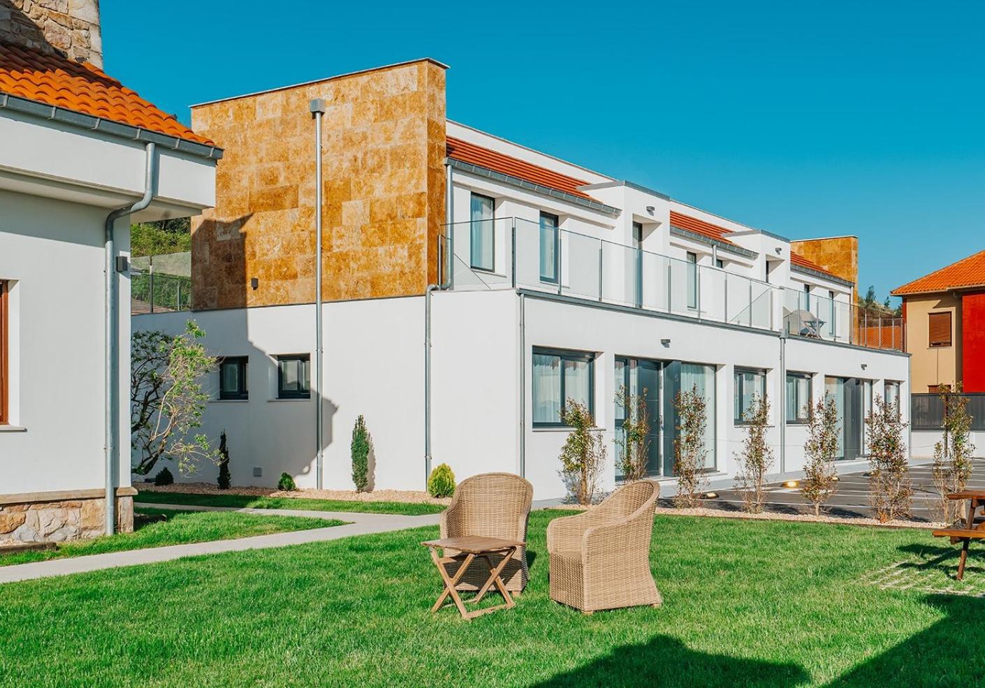 Villas de La Ribera view 5