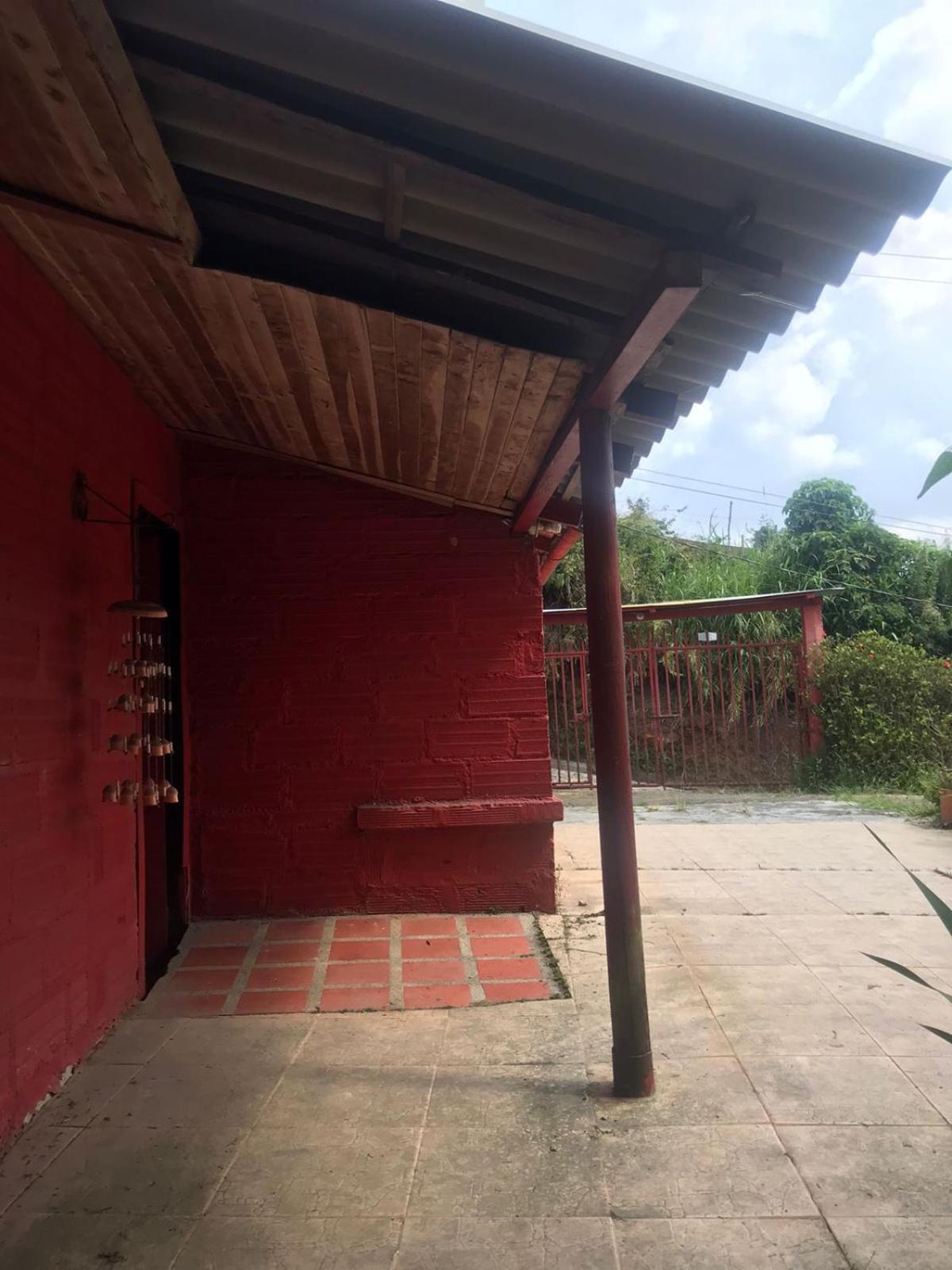 Montañita Eco Hostel Tours & Desayuno BBQ Medellin