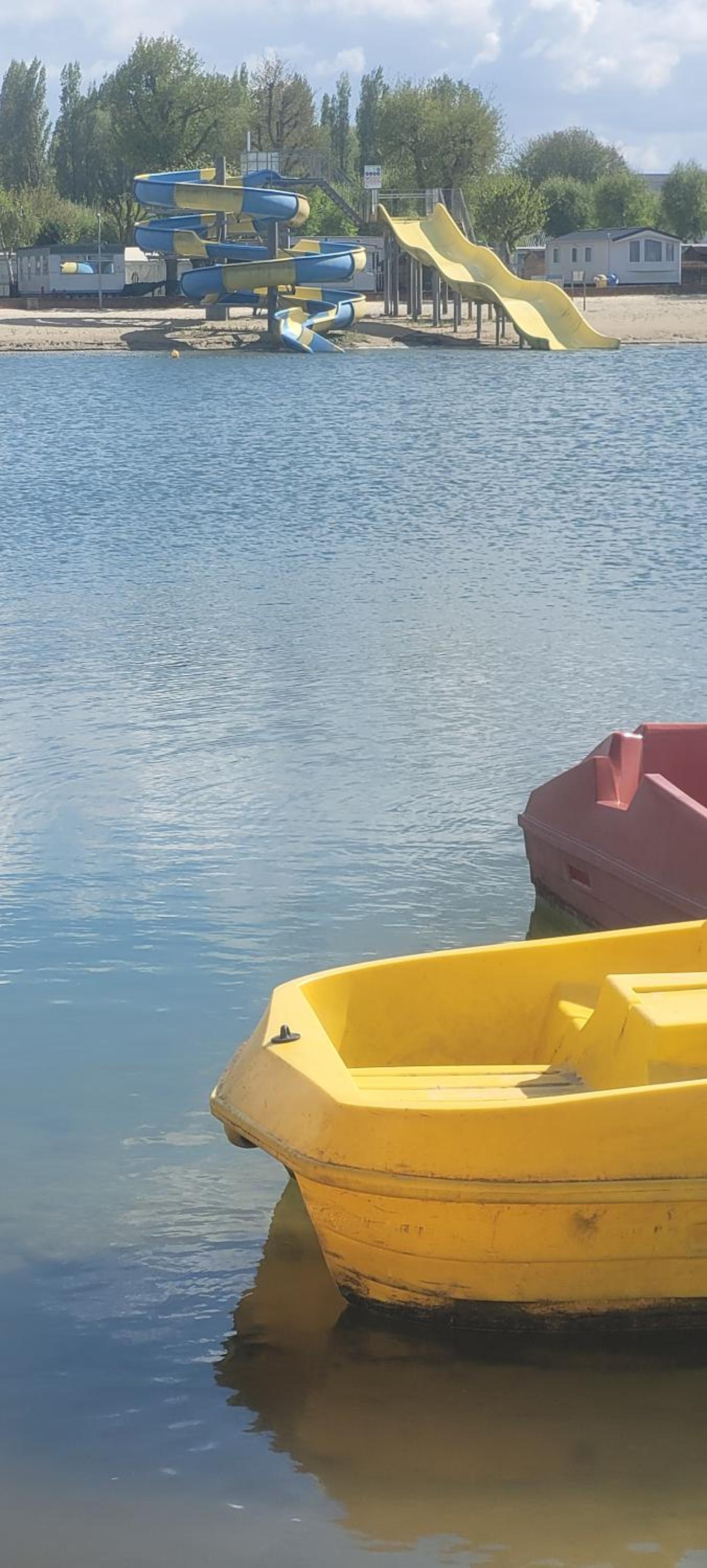 Chalet Sea-renity Lakeside met jacuzzi