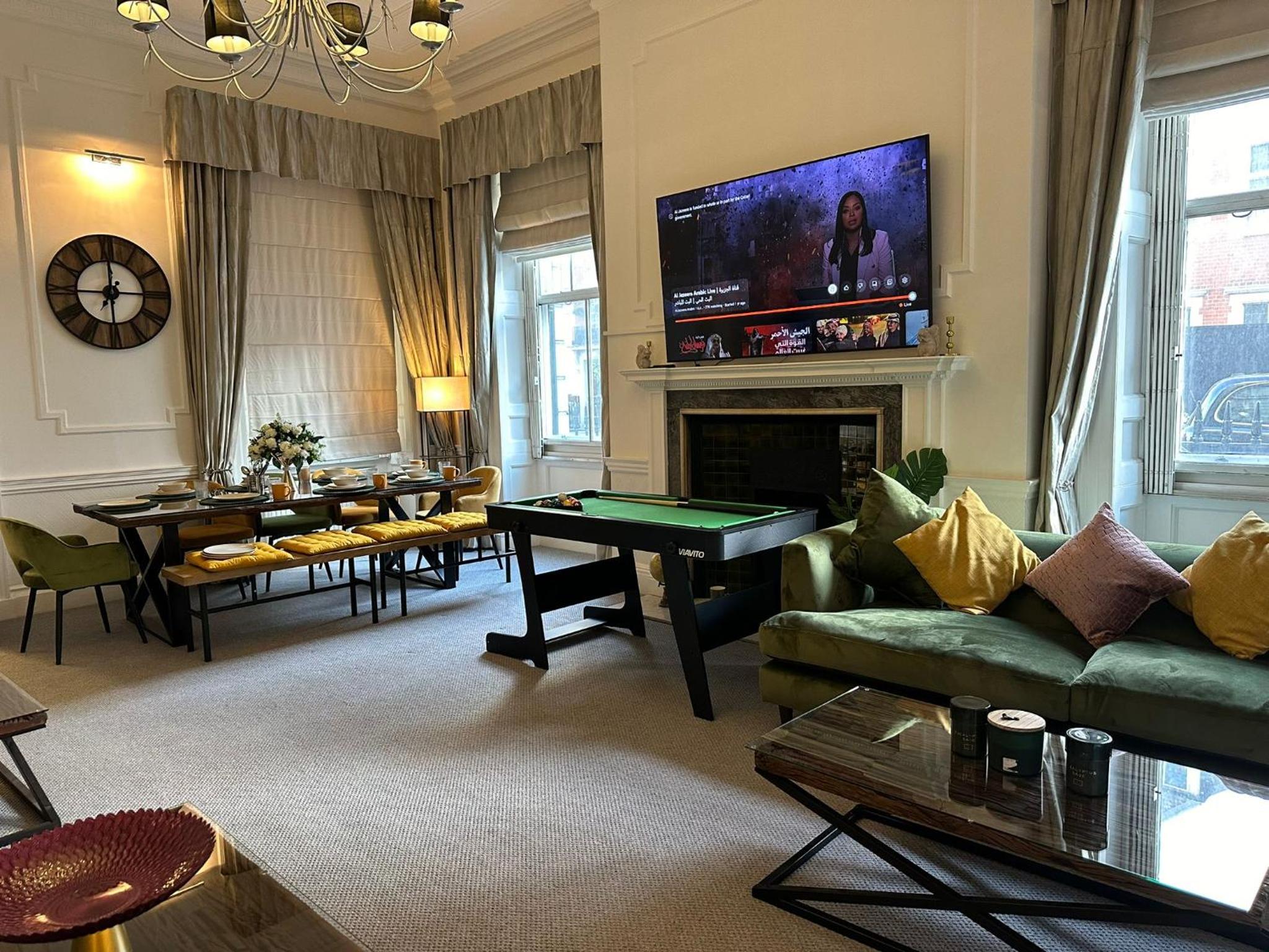lounge
